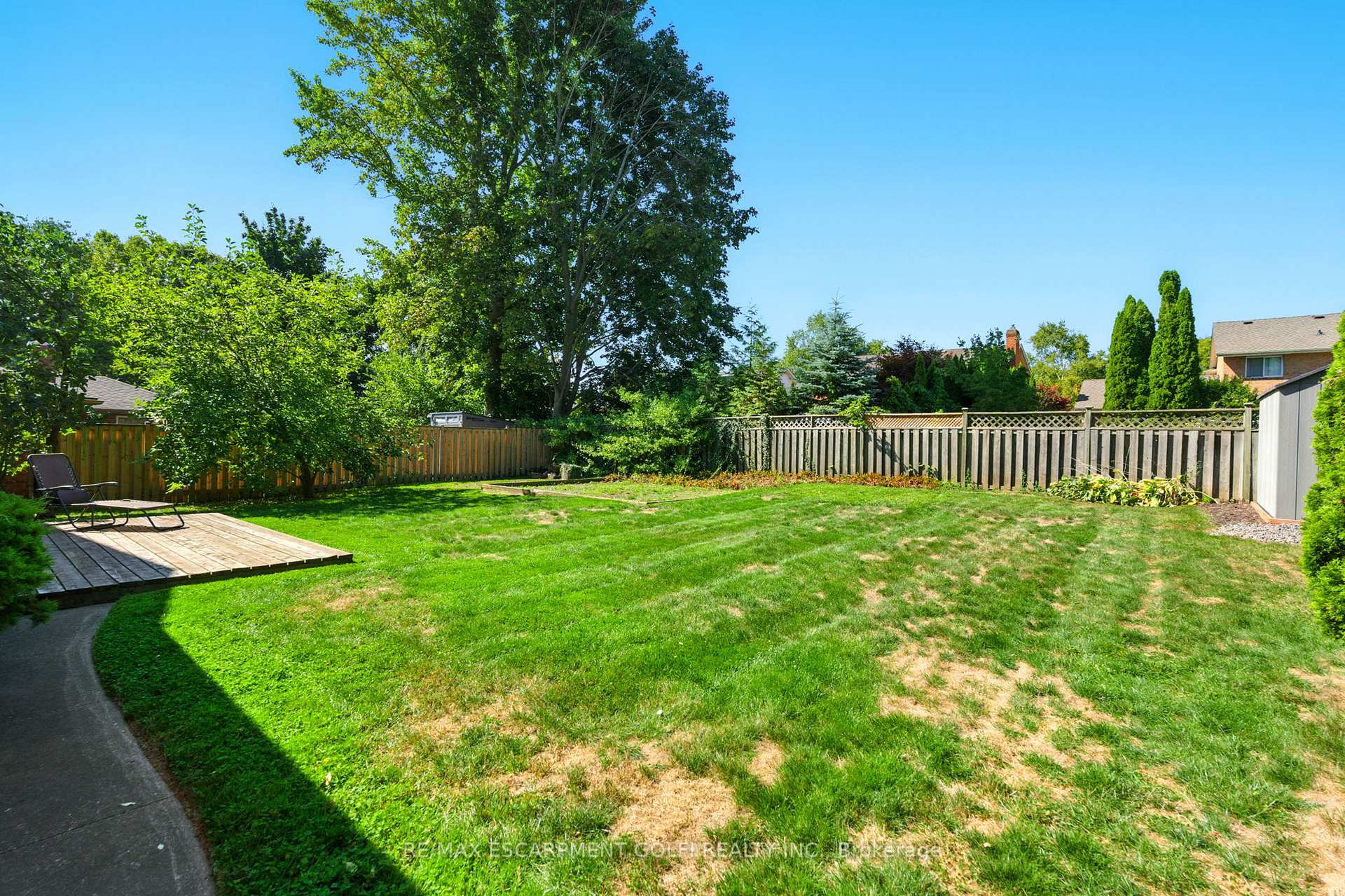 Photo 33 of 32 Deerpark Crescent, Pelham, Fonthill — HOMEH