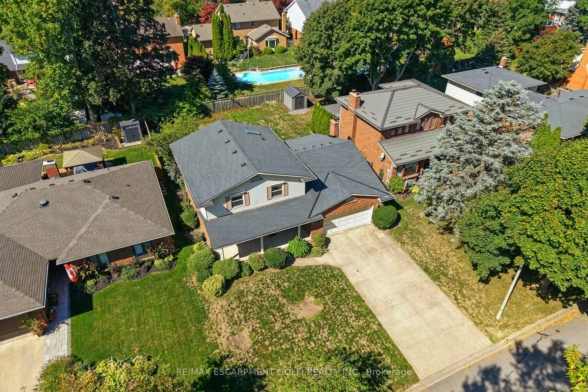 Photo 34 of 32 Deerpark Crescent, Pelham, Fonthill — HOMEH