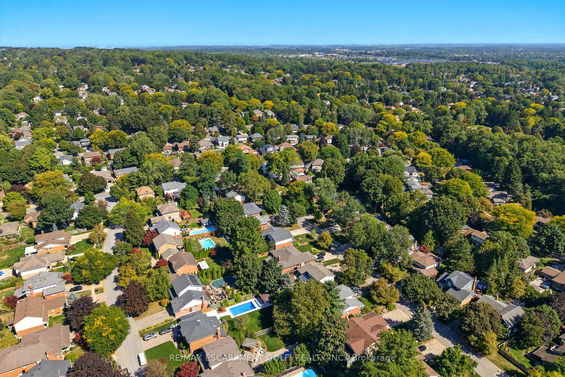 Photo 36 of 32 Deerpark Crescent, Pelham, Fonthill — HOMEH