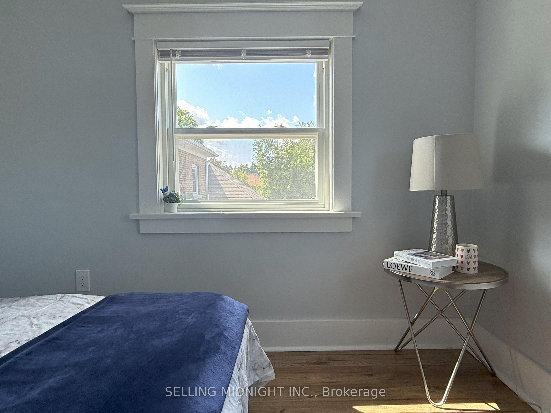 Photo 16 of 5341 Bridge Street, Niagara Falls, Downtown — HOMEH