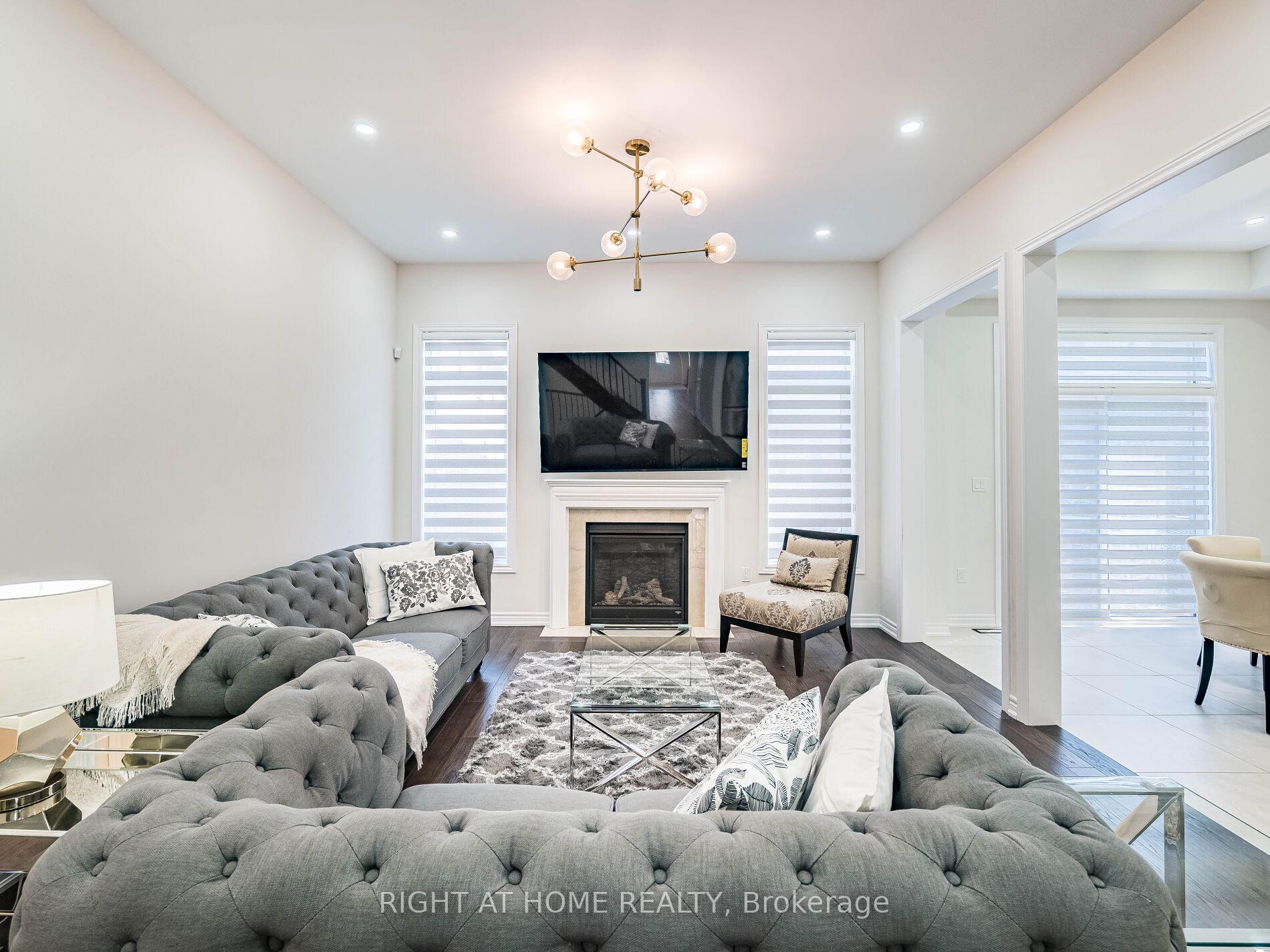 Photo 19 of 16 Charing Cross Gate, Oakville, Glenorchy — HOMEH