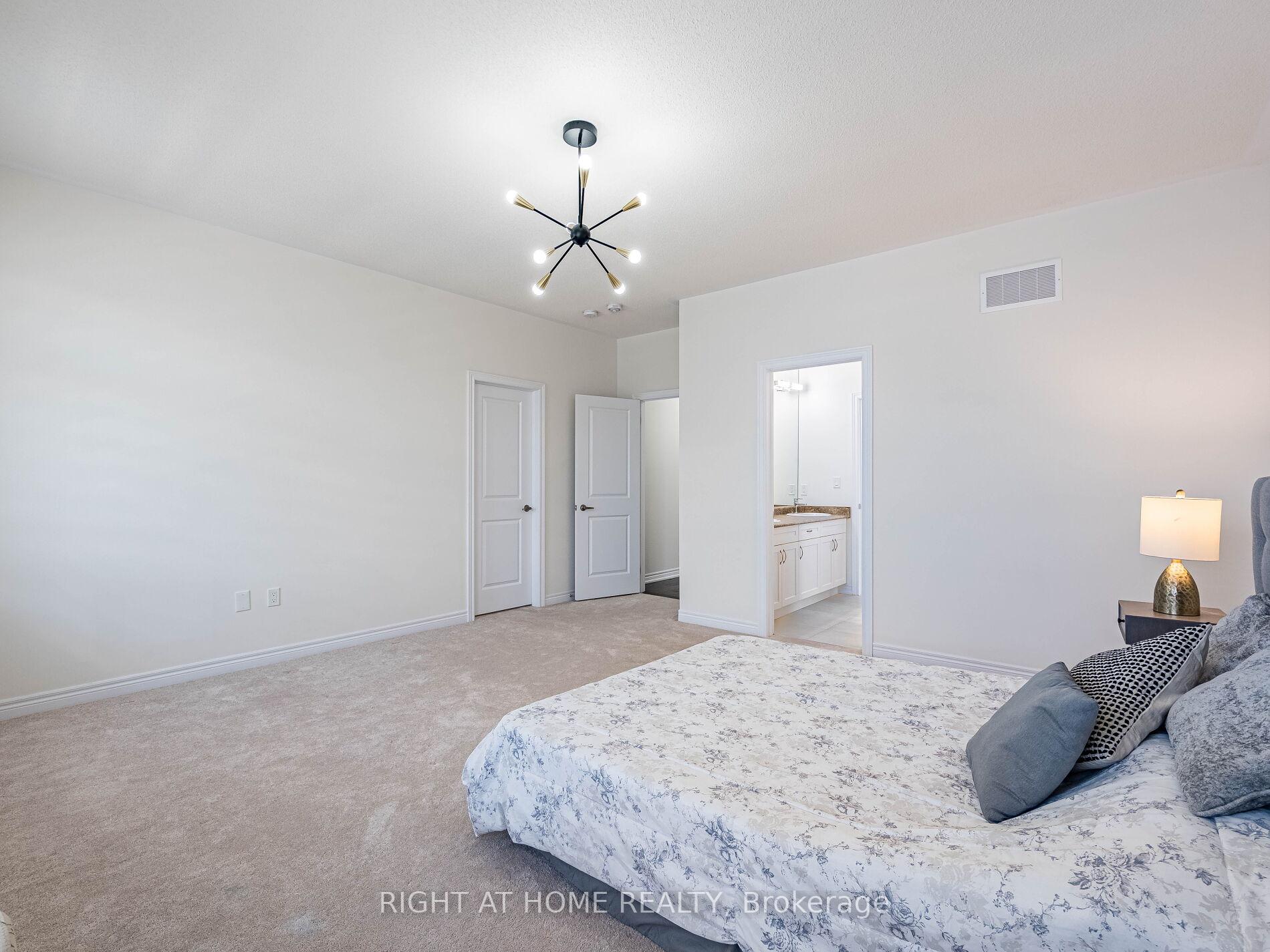 Photo 37 of 16 Charing Cross Gate, Oakville, Glenorchy — HOMEH
