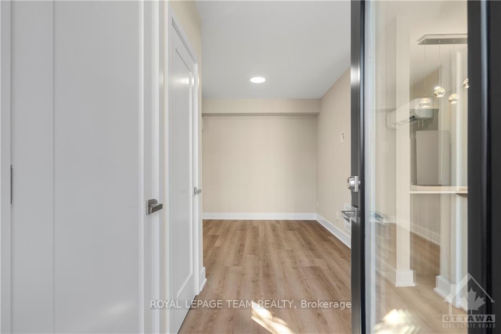 Photo 3 of Unit 3, 352 Lyon Street N, Ottawa, Ottawa Centre — HOMEH