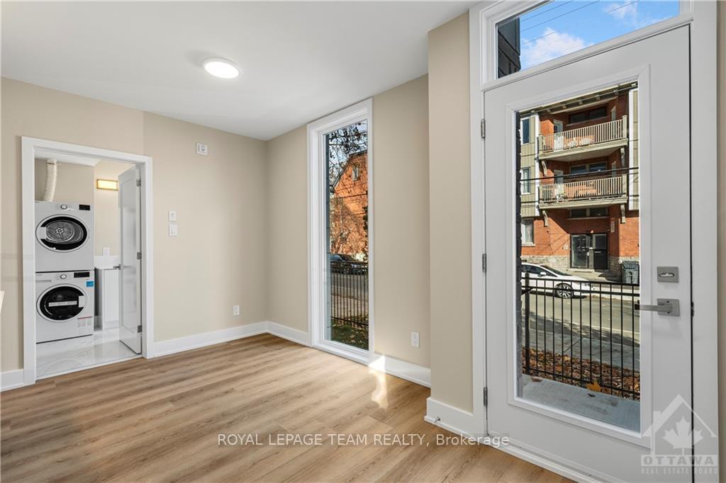 Photo 4 of Unit 3, 352 Lyon Street N, Ottawa, Ottawa Centre — HOMEH