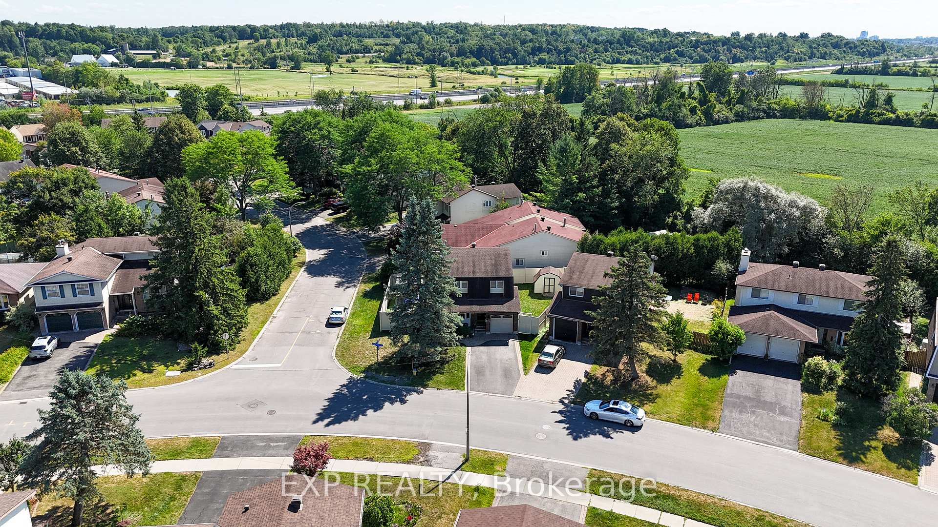 Photo 47 of 6084A Vineyard Drive, Ottawa, Convent Glen — HOMEH