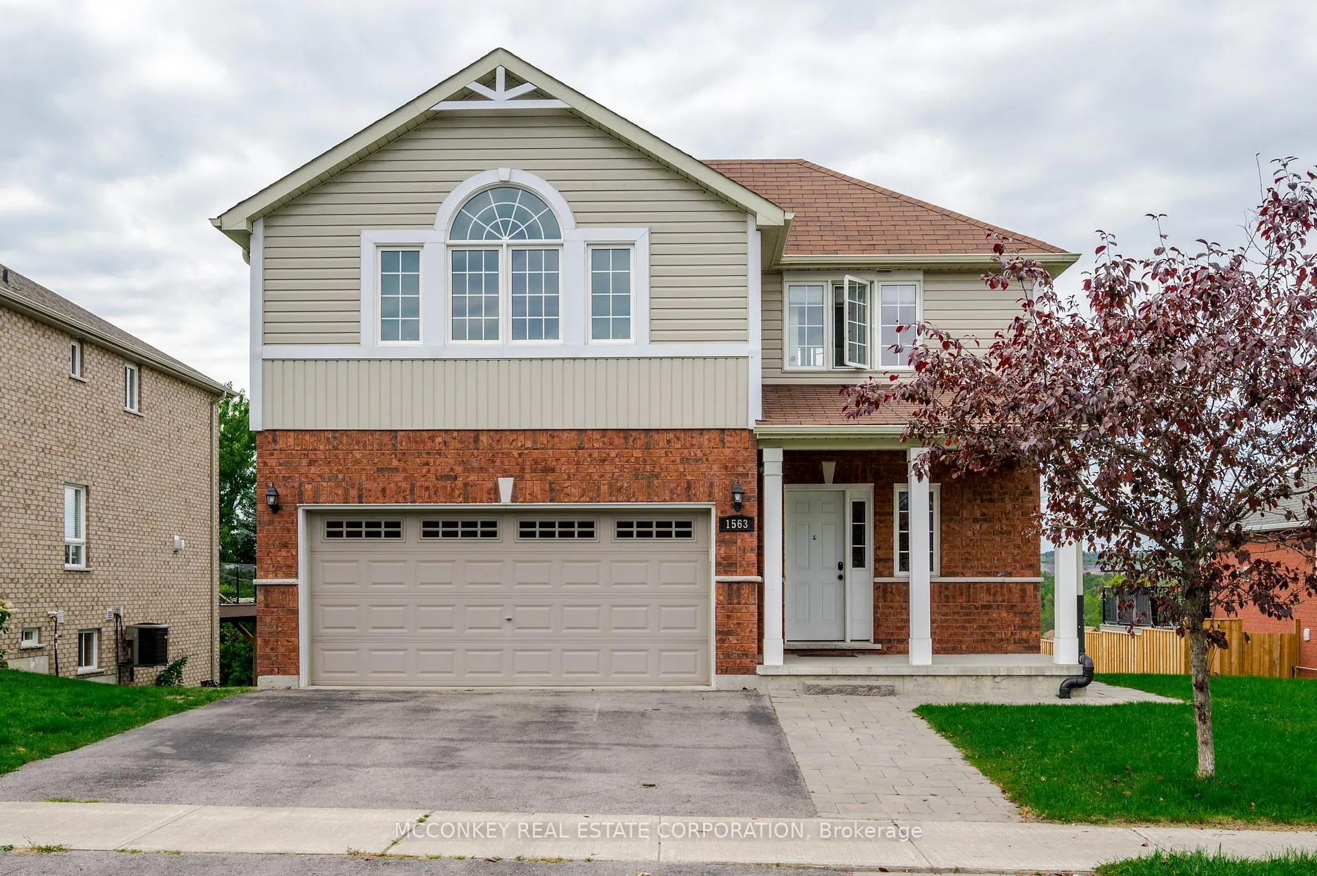 Photo 1 of 1563 Scollard Crescent, Peterborough, Ashburnham Ward 4 — HOMEH