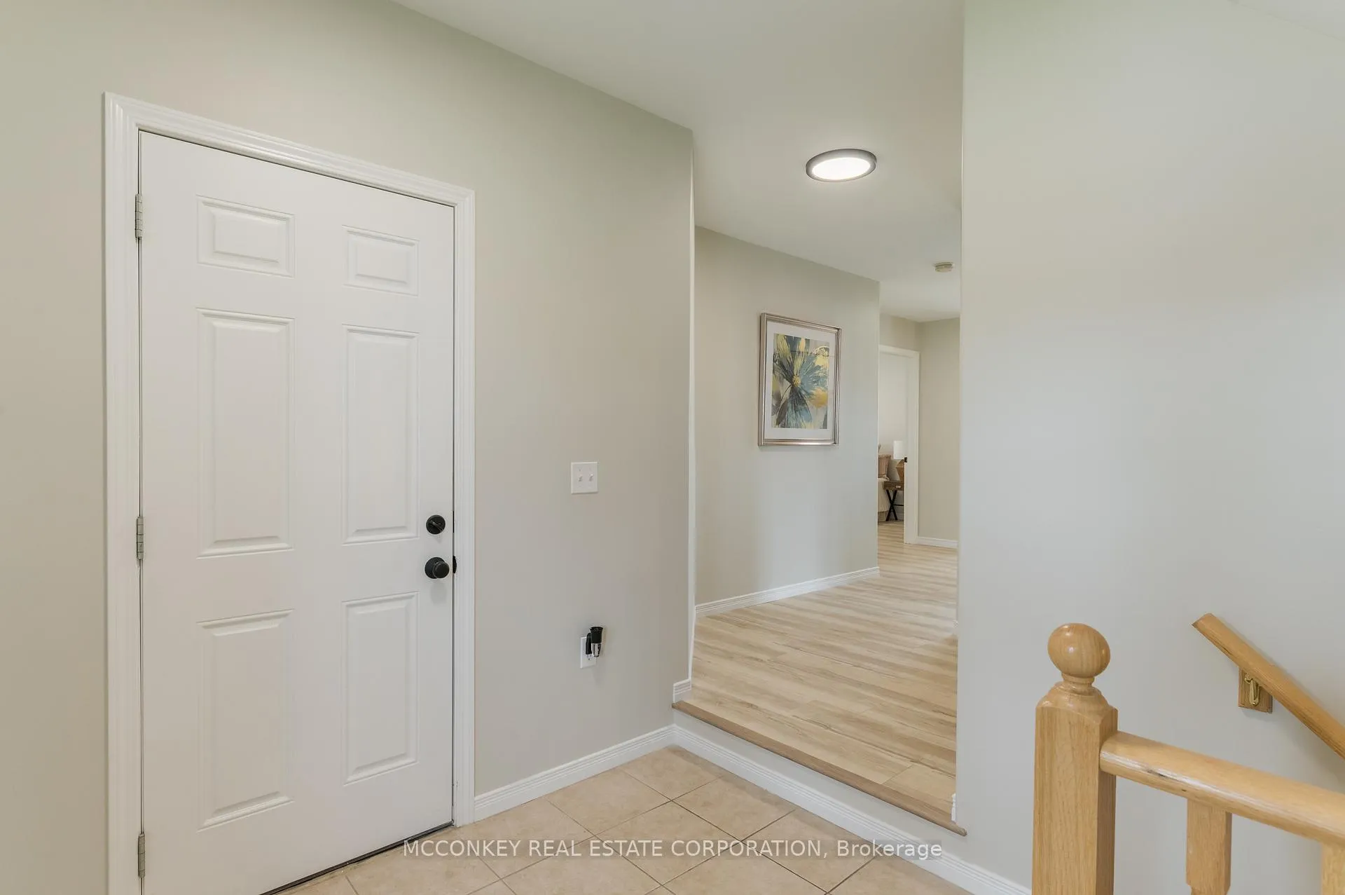 Photo 4 of 1563 Scollard Crescent, Peterborough, Ashburnham Ward 4 — HOMEH