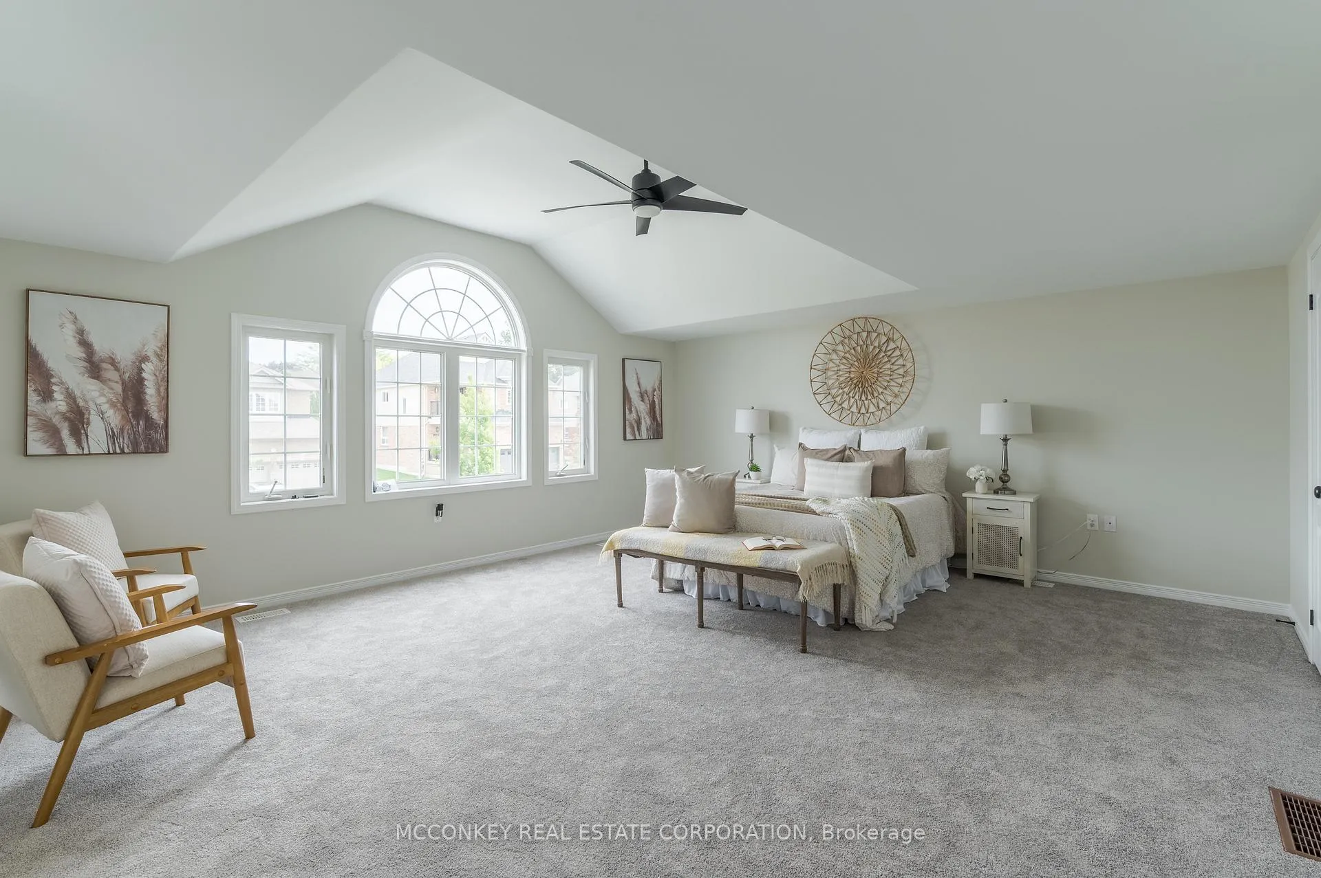 Photo 20 of 1563 Scollard Crescent, Peterborough, Ashburnham Ward 4 — HOMEH