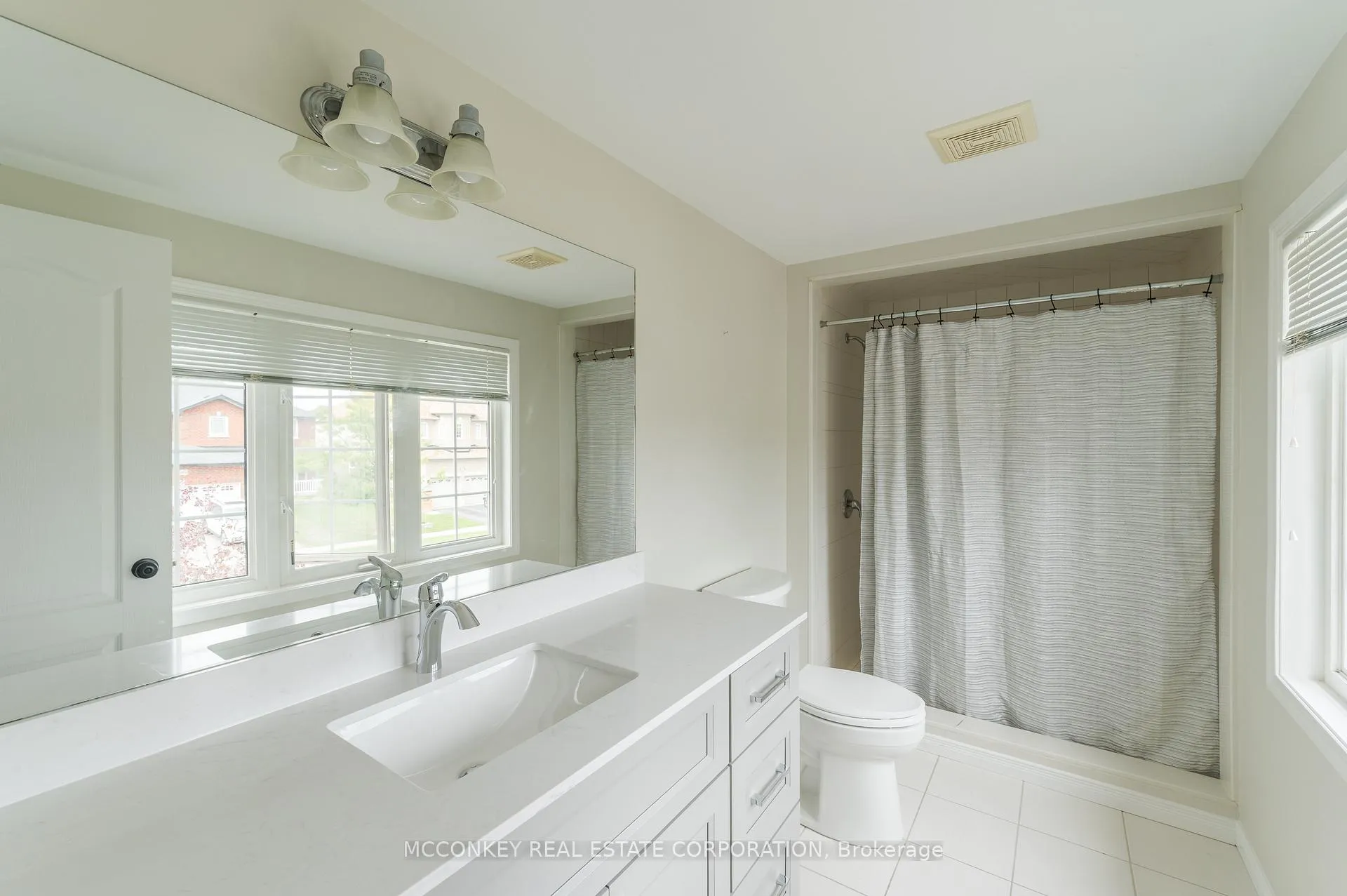 Photo 22 of 1563 Scollard Crescent, Peterborough, Ashburnham Ward 4 — HOMEH