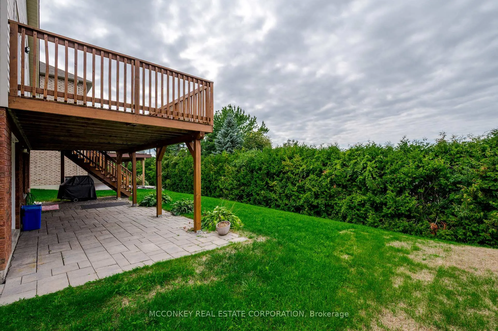 Photo 24 of 1563 Scollard Crescent, Peterborough, Ashburnham Ward 4 — HOMEH