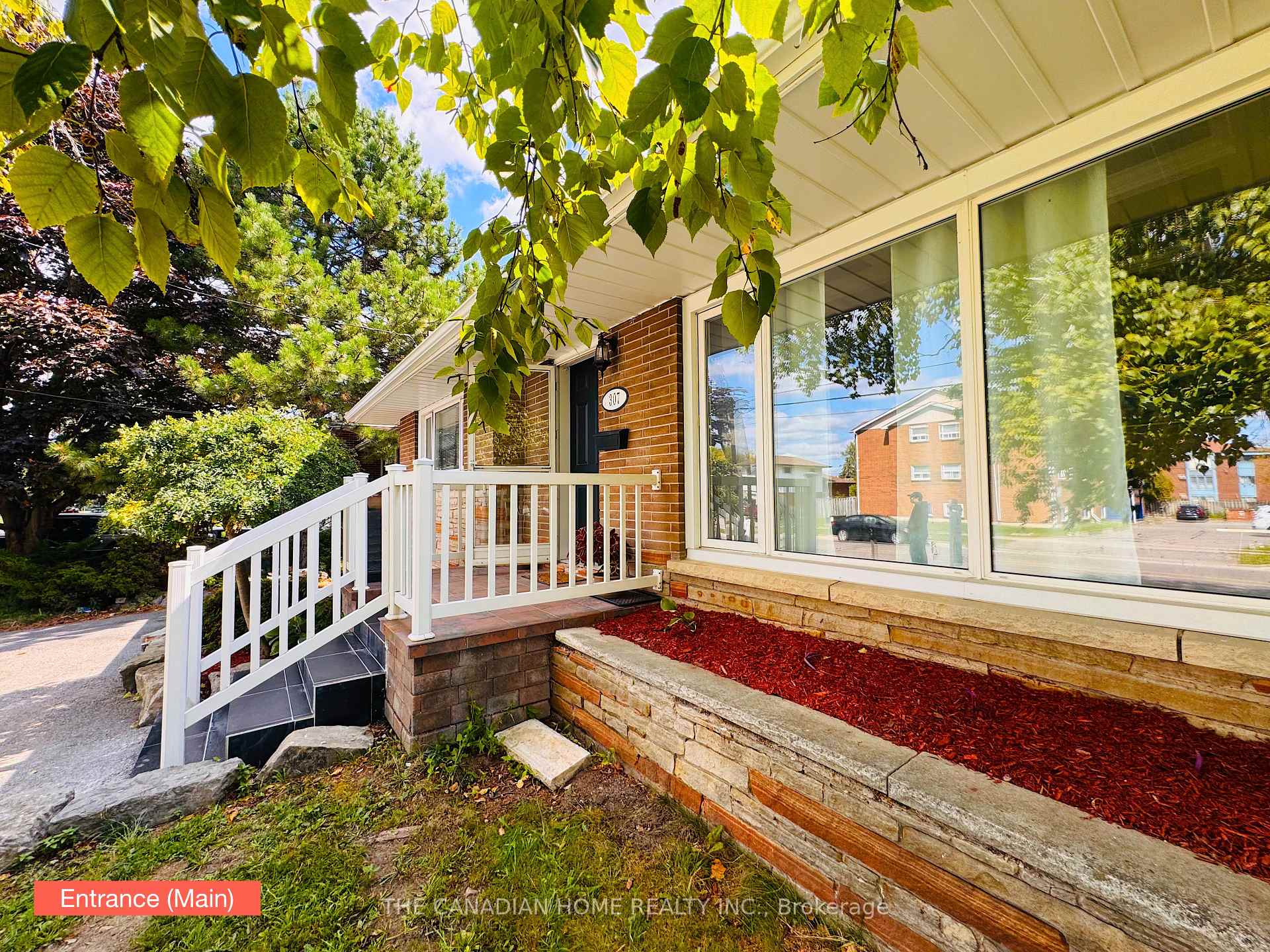 Photo 3 of 307 Malaga Road, Oshawa, Lakeview — HOMEH