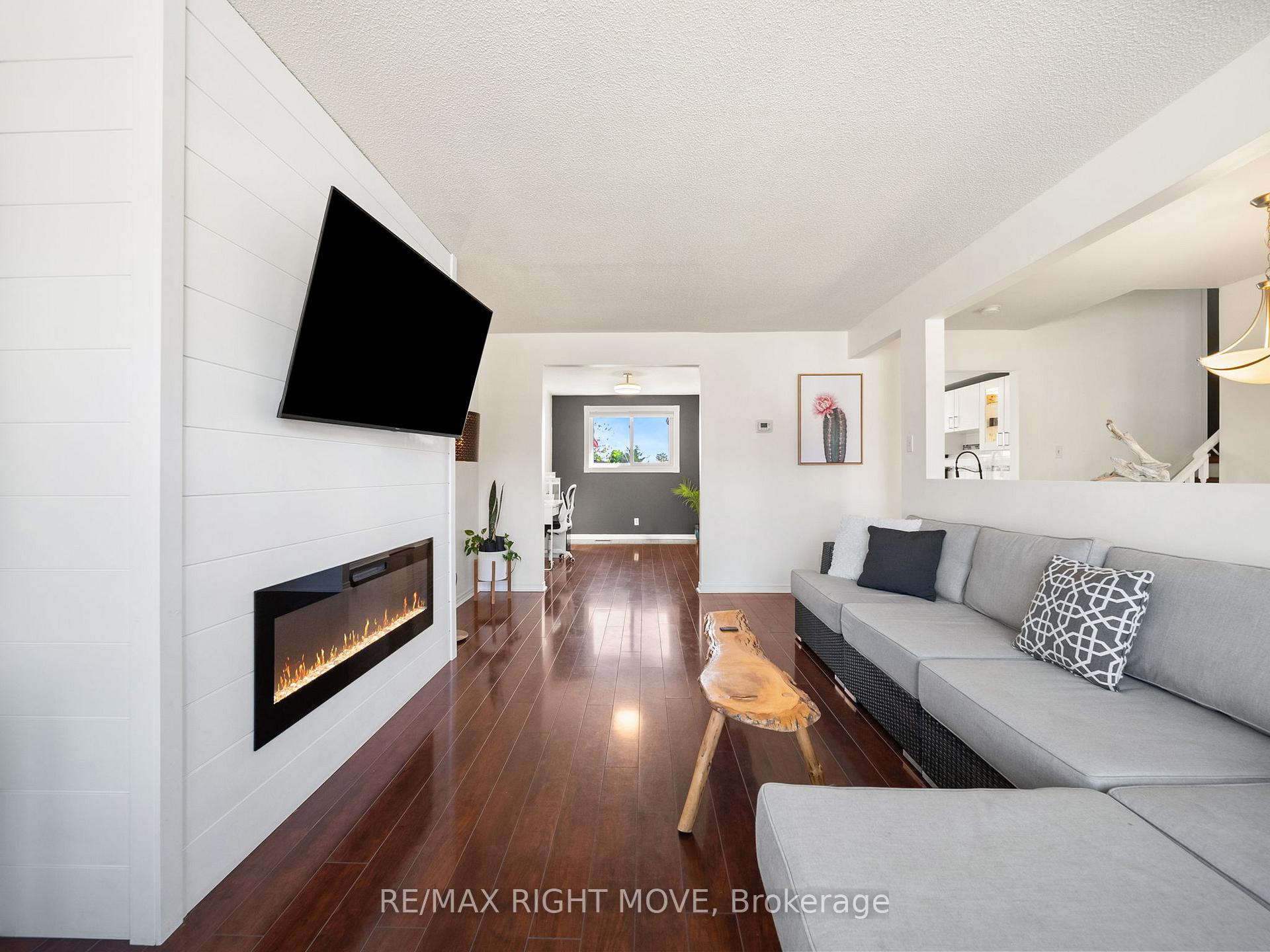 Photo 23 of 2 Chestnut Place, Orillia — HOMEH
