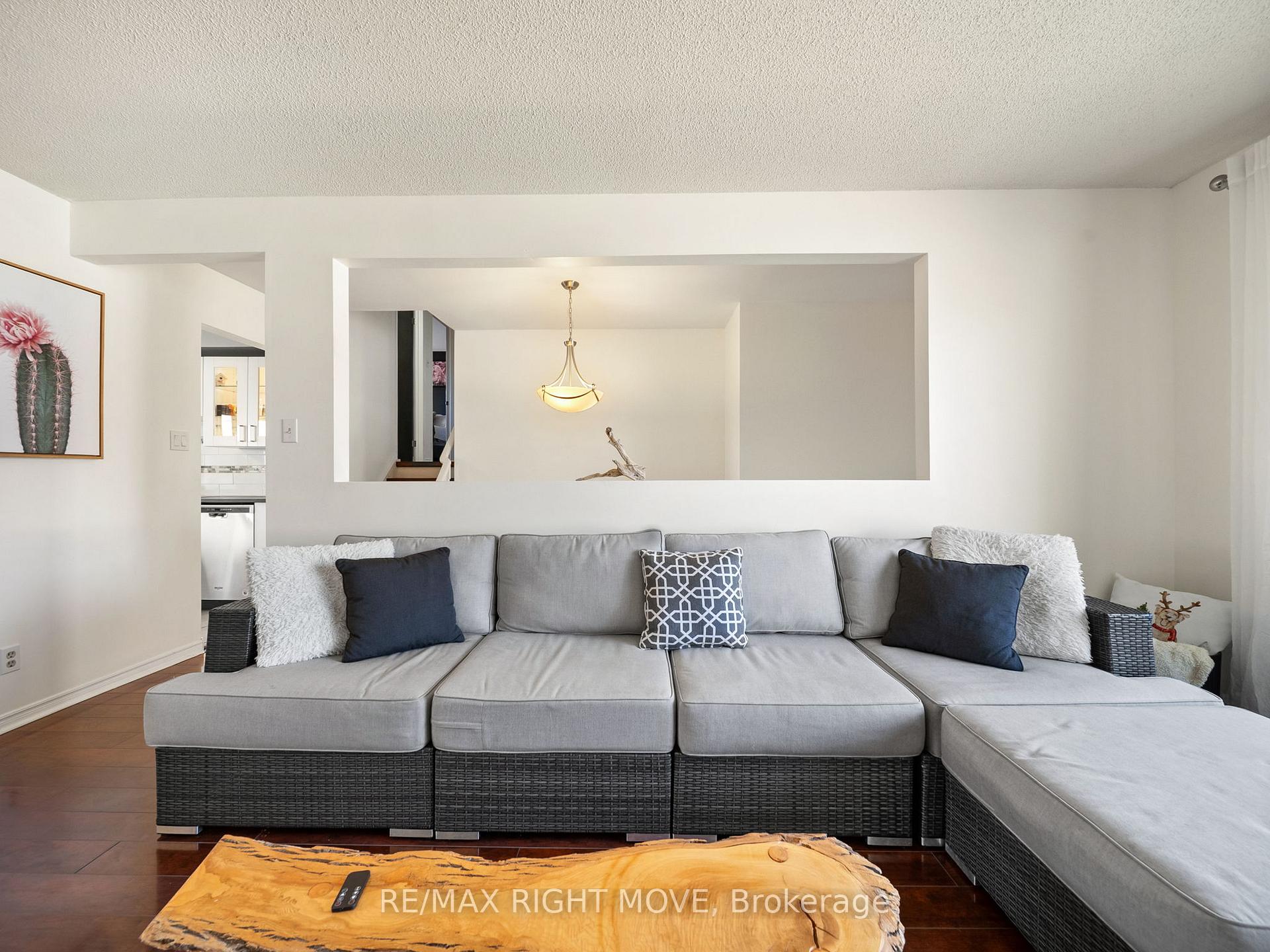 Photo 27 of 2 Chestnut Place, Orillia — HOMEH