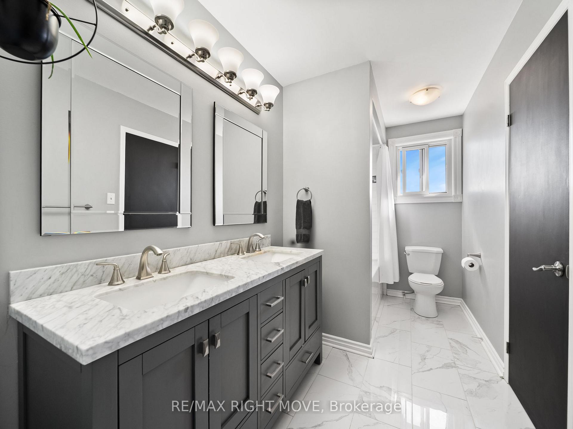 Photo 30 of 2 Chestnut Place, Orillia — HOMEH