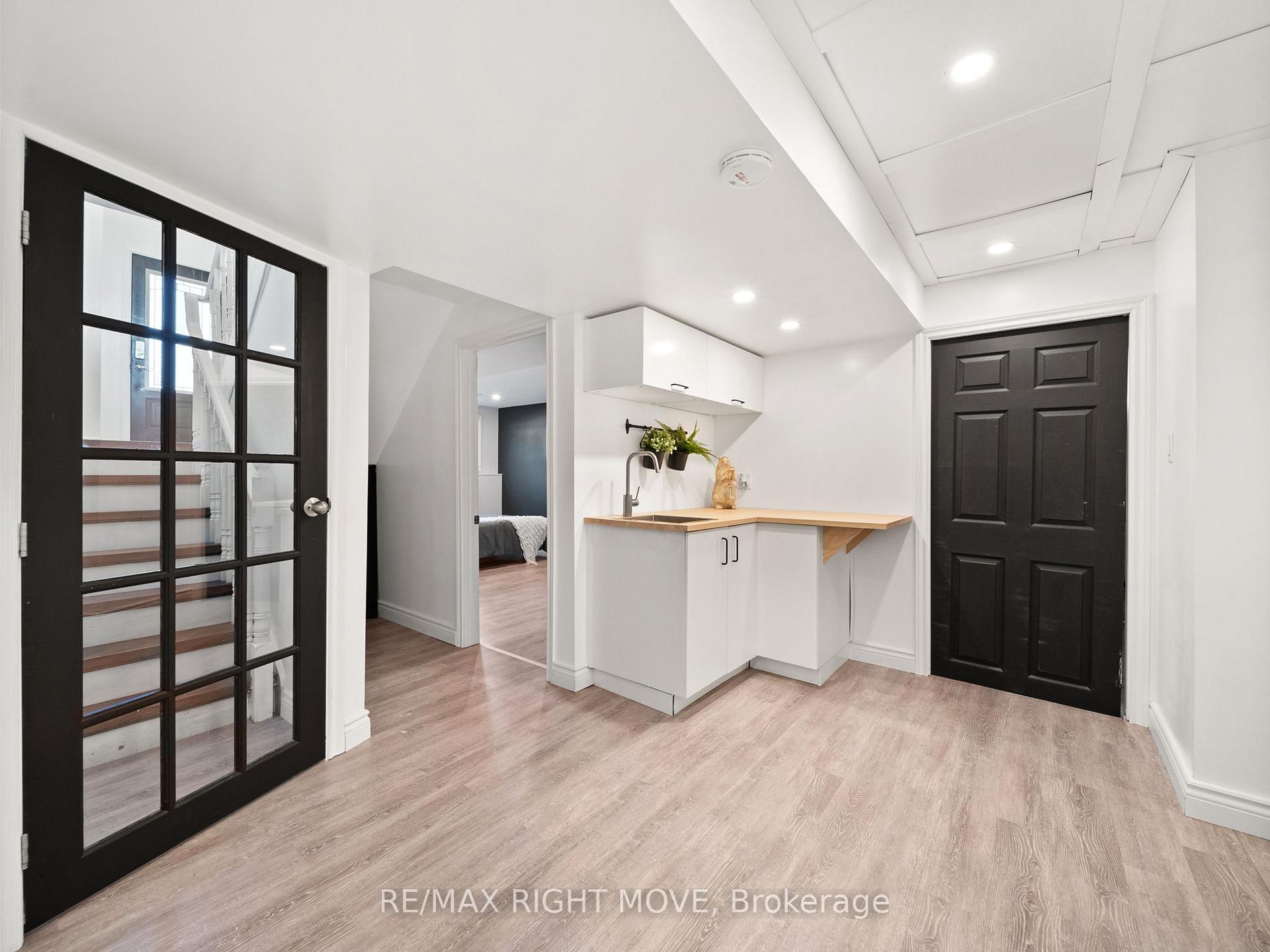 Photo 36 of 2 Chestnut Place, Orillia — HOMEH
