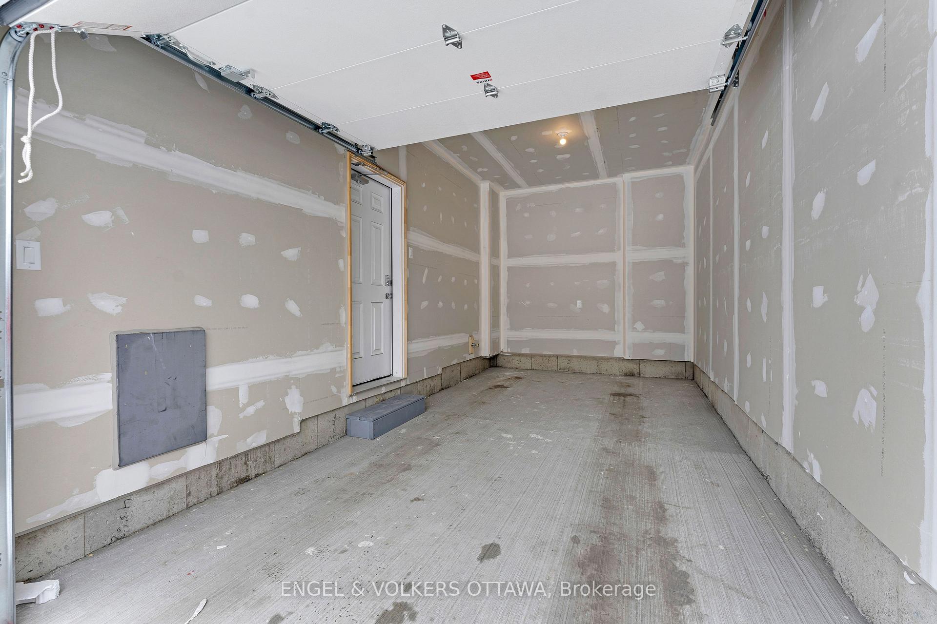Photo 28 of 311 Establish Avenue, Ottawa, Avalon West — HOMEH