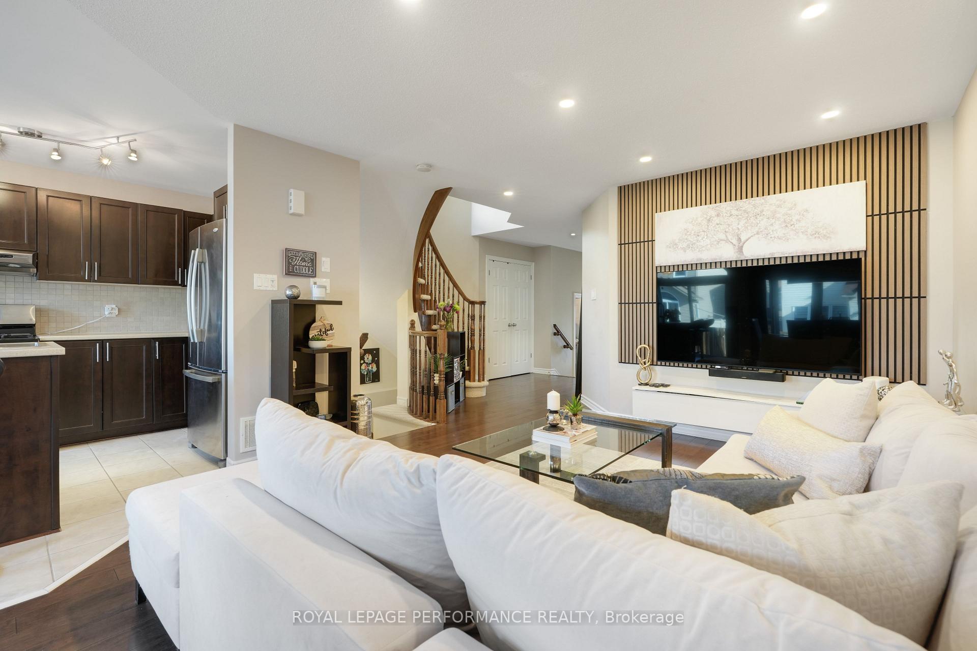 Photo 13 of 243 Silvermoon Crescent, Ottawa, Avalon East — HOMEH