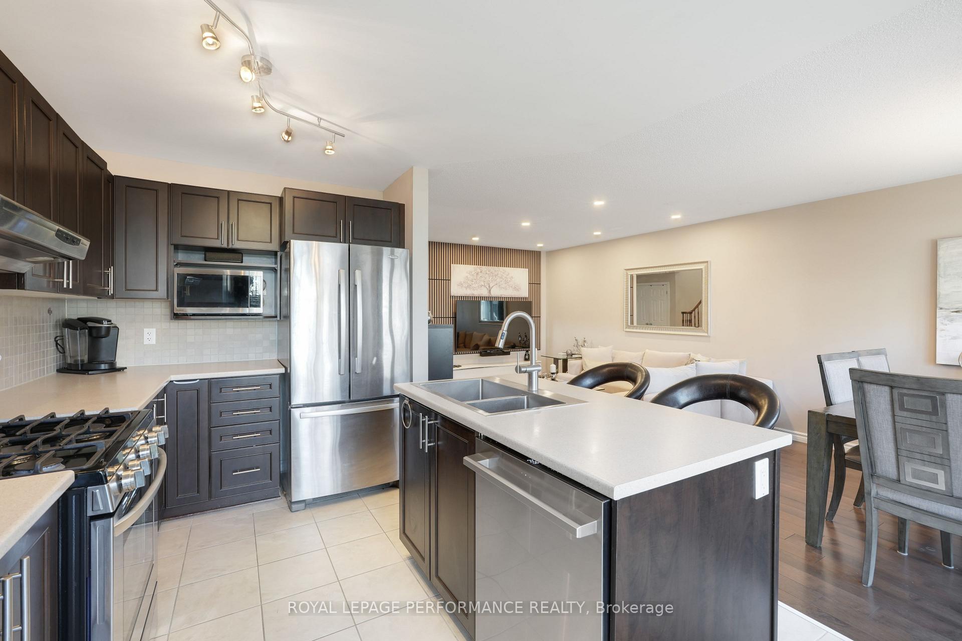 Photo 19 of 243 Silvermoon Crescent, Ottawa, Avalon East — HOMEH