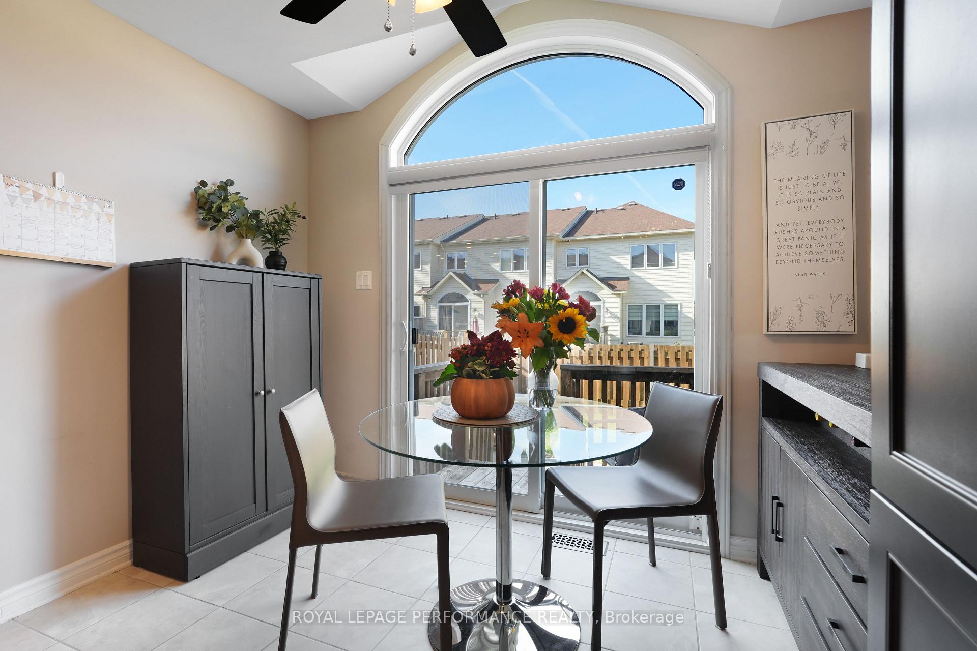 Photo 21 of 243 Silvermoon Crescent, Ottawa, Avalon East — HOMEH