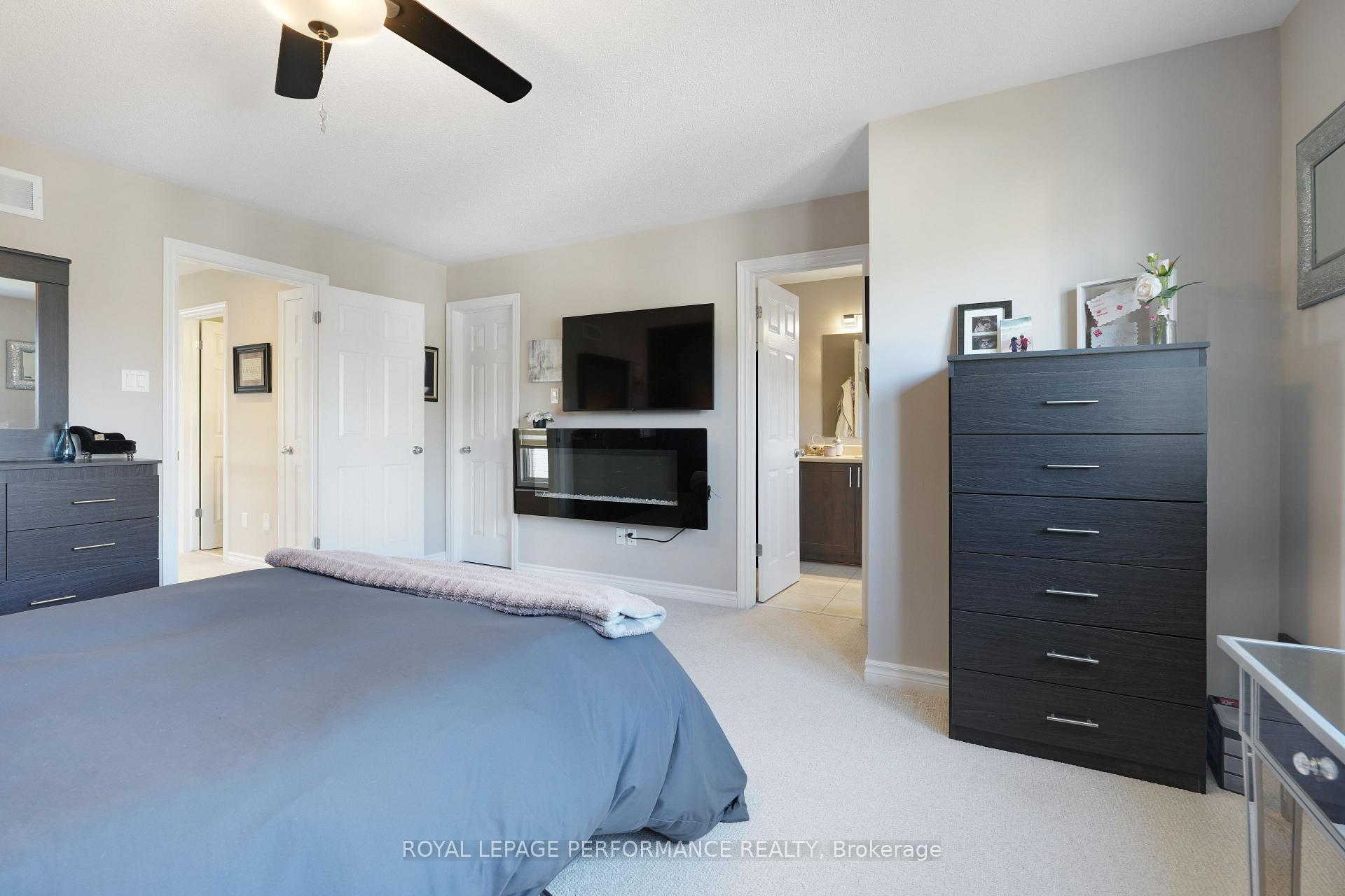 Photo 23 of 243 Silvermoon Crescent, Ottawa, Avalon East — HOMEH