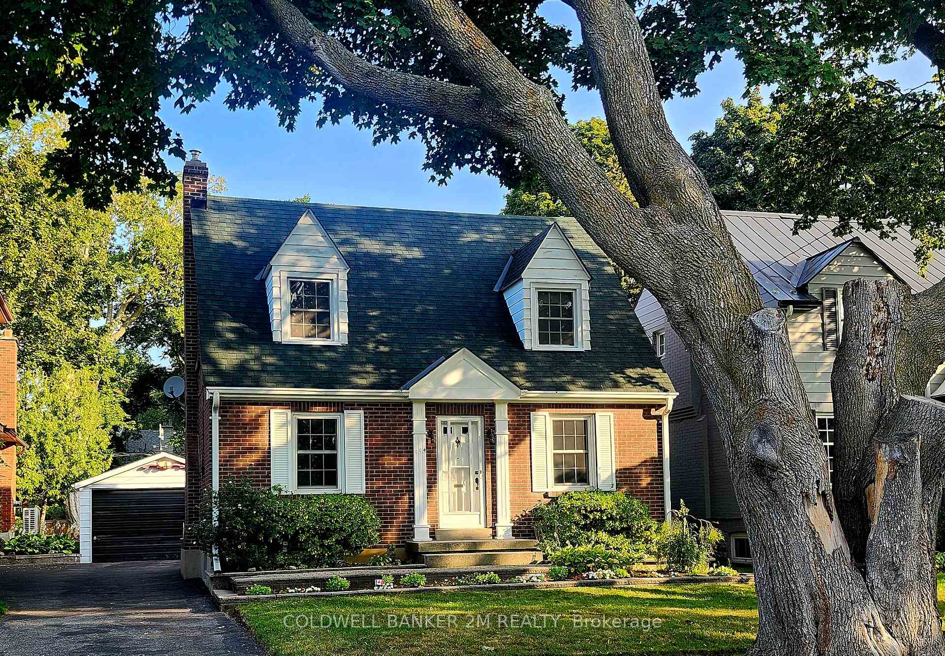 Photo 2 of 114 Lauder Road, Oshawa, O'Neill — HOMEH