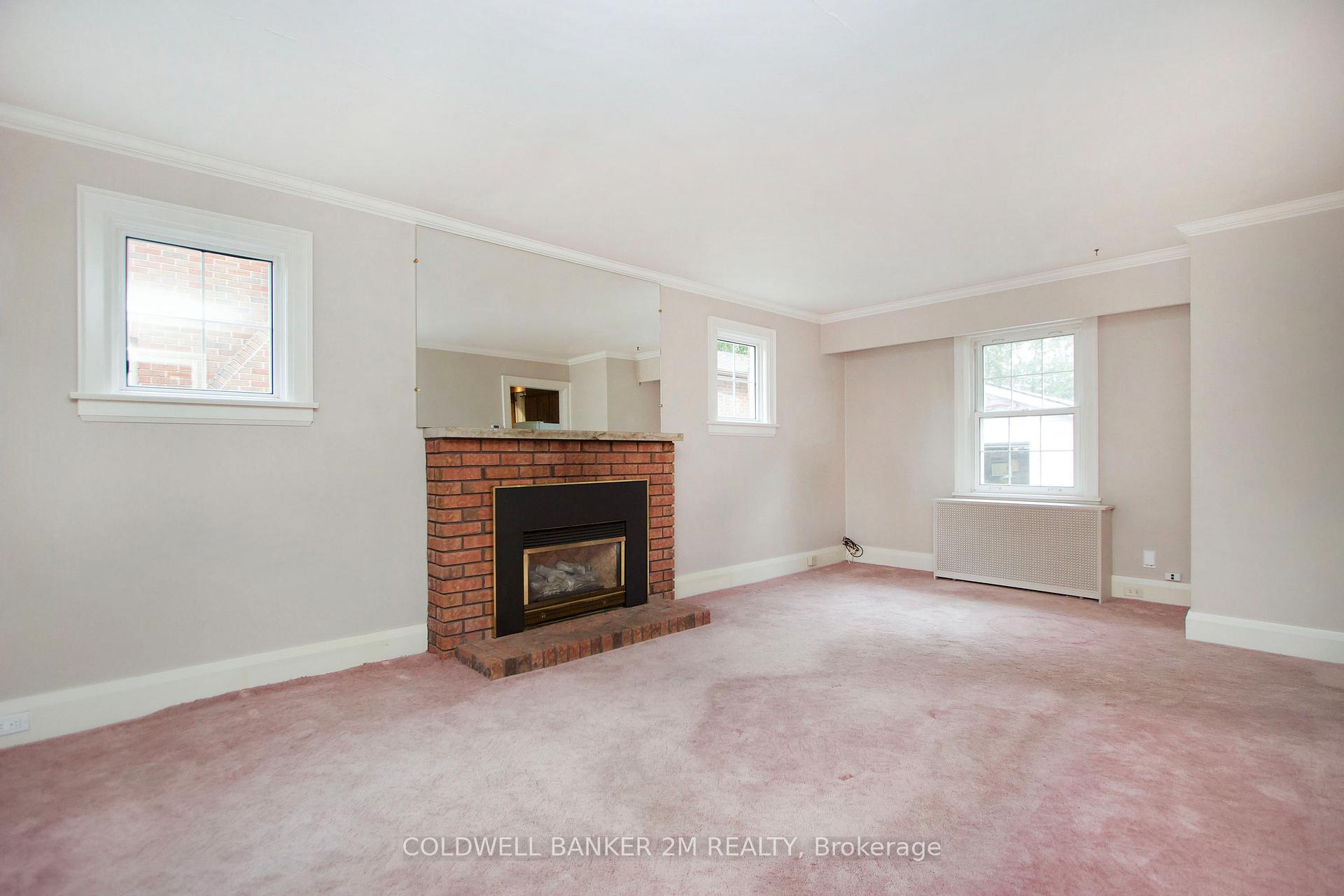 Photo 7 of 114 Lauder Road, Oshawa, O'Neill — HOMEH