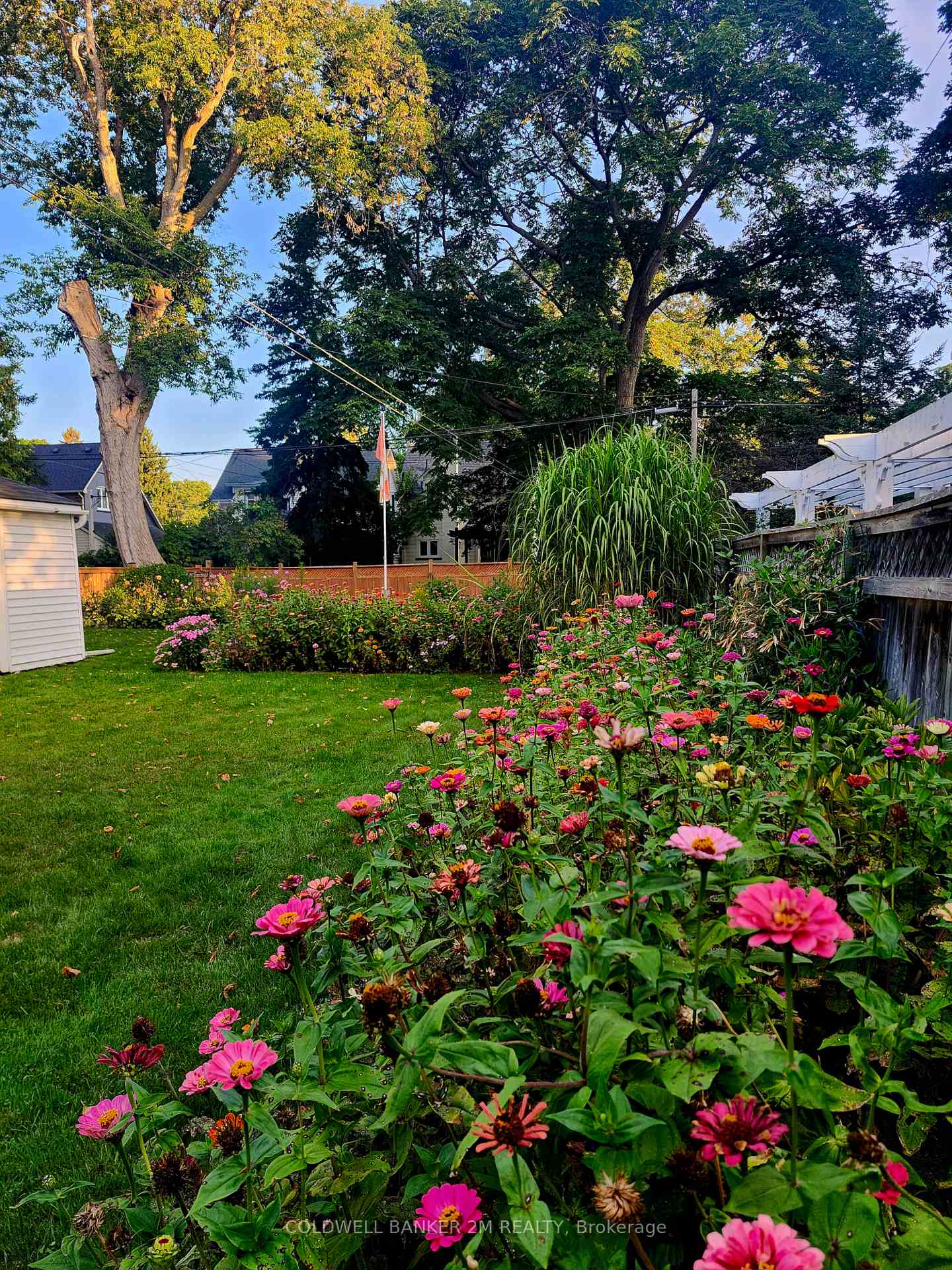 Photo 11 of 114 Lauder Road, Oshawa, O'Neill — HOMEH