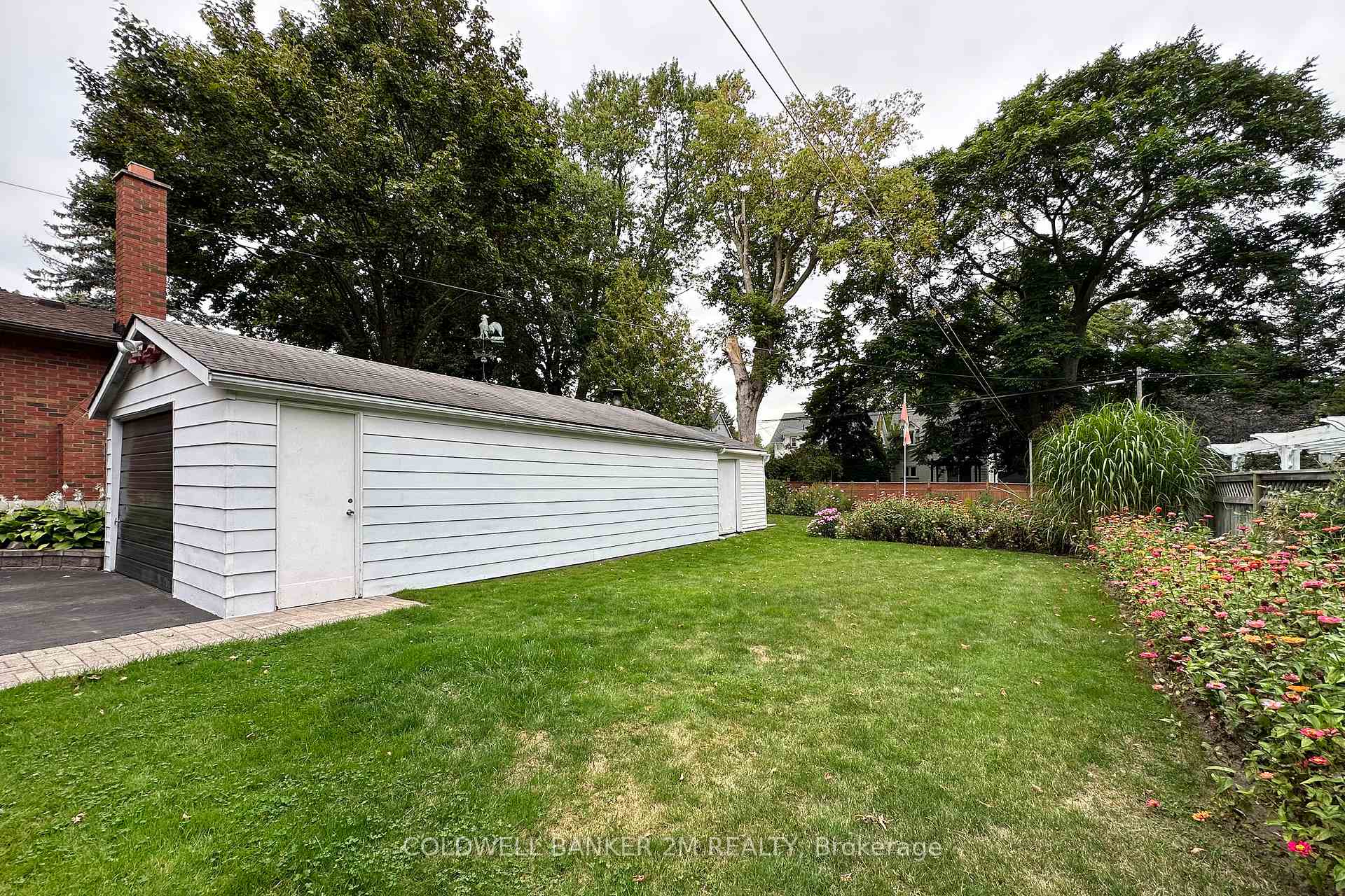 Photo 16 of 114 Lauder Road, Oshawa, O'Neill — HOMEH