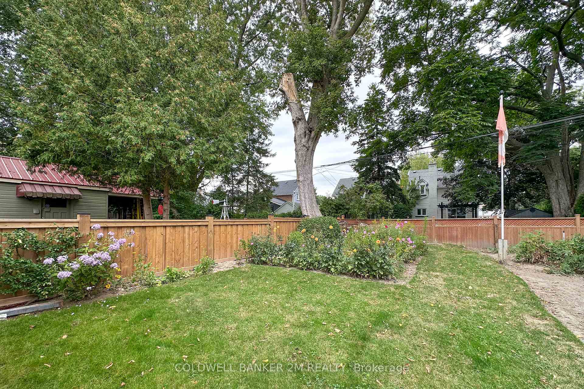 Photo 18 of 114 Lauder Road, Oshawa, O'Neill — HOMEH