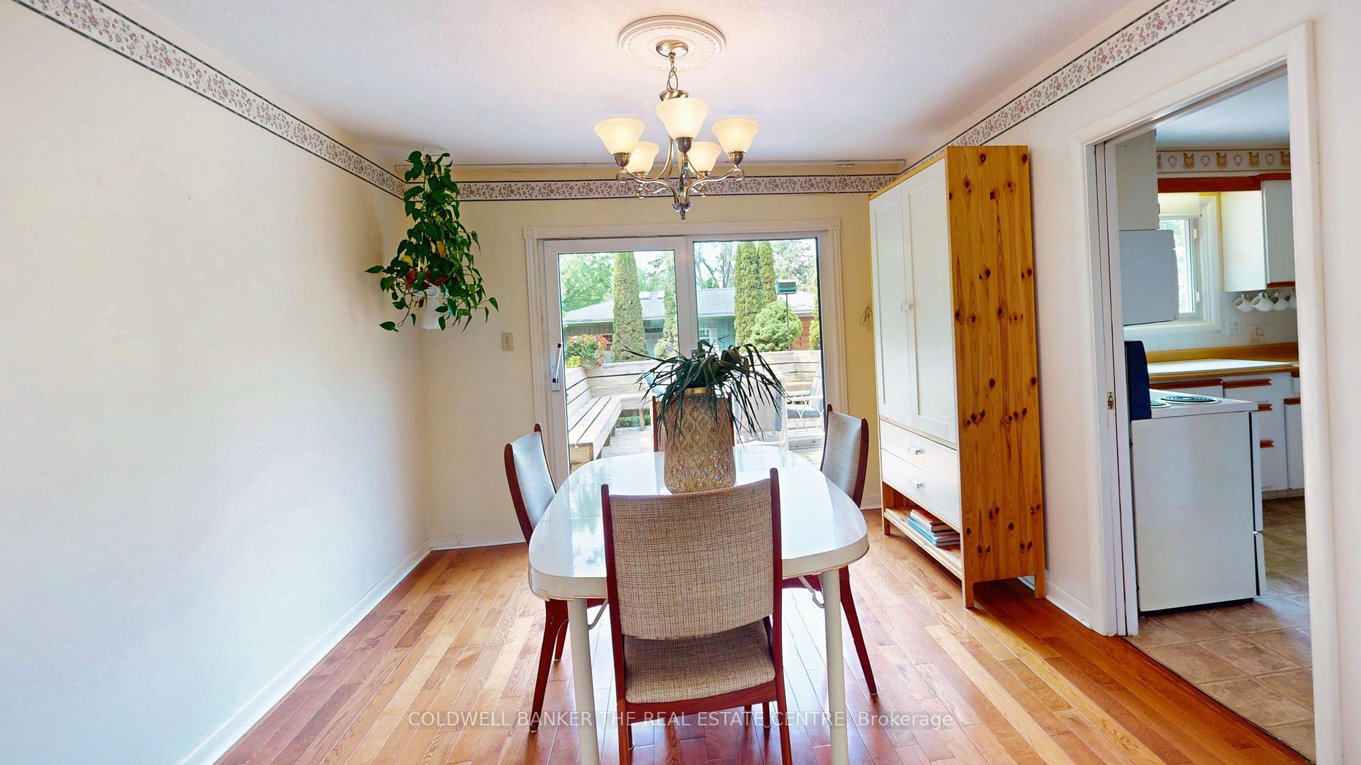 Photo 8 of 14 Francis Road, Orillia — HOMEH