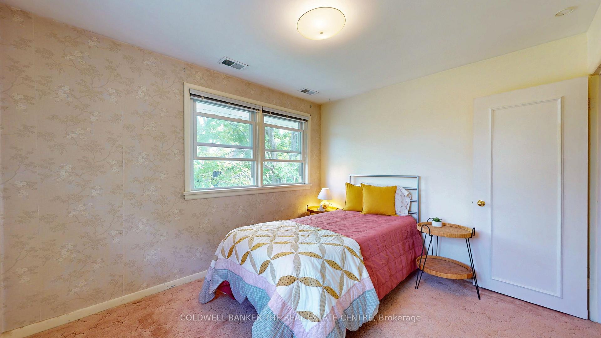 Photo 15 of 14 Francis Road, Orillia — HOMEH