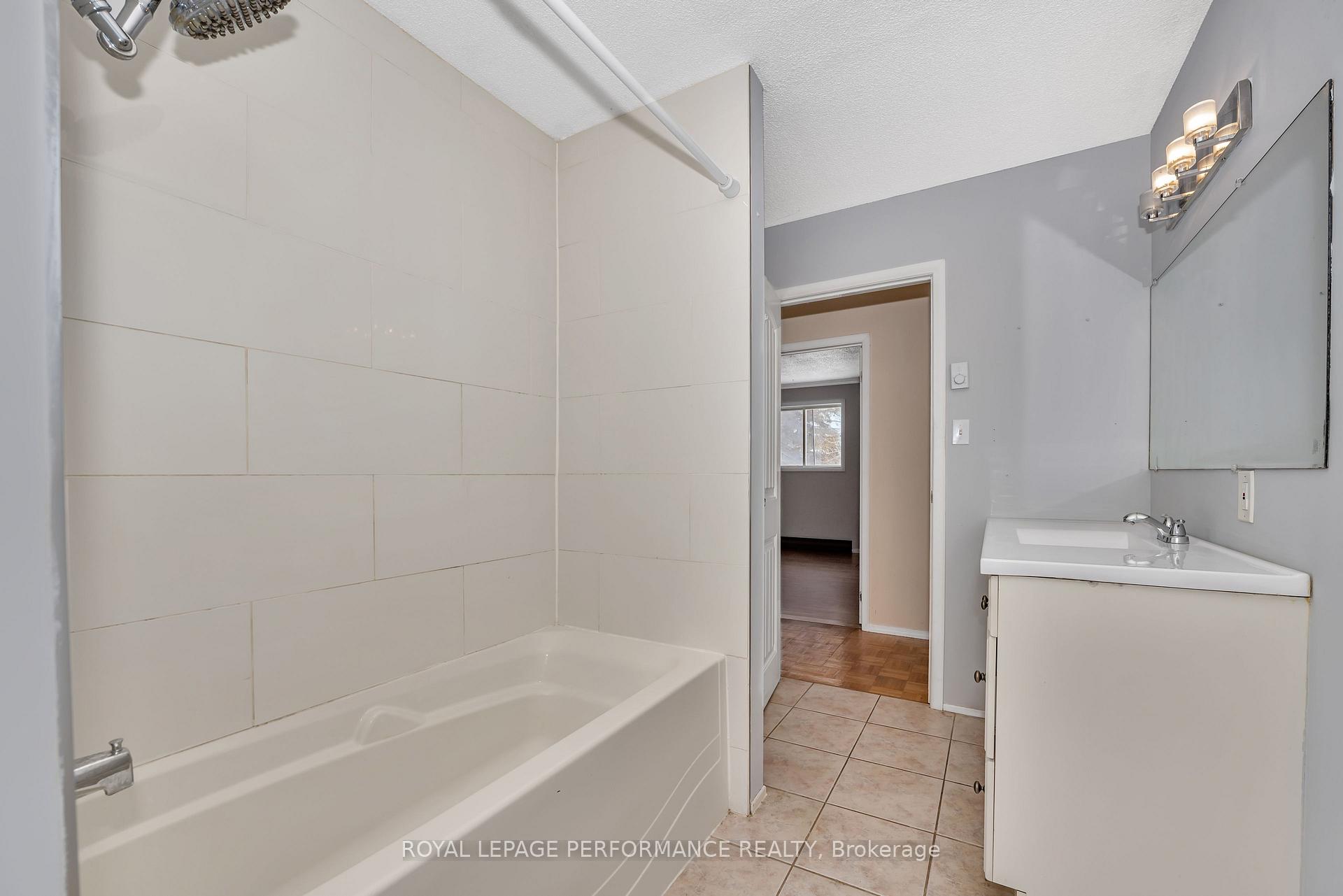 Photo 21 of 4413 Ruissellet Road, Ottawa, Sarsfield/Bearbrook — HOMEH