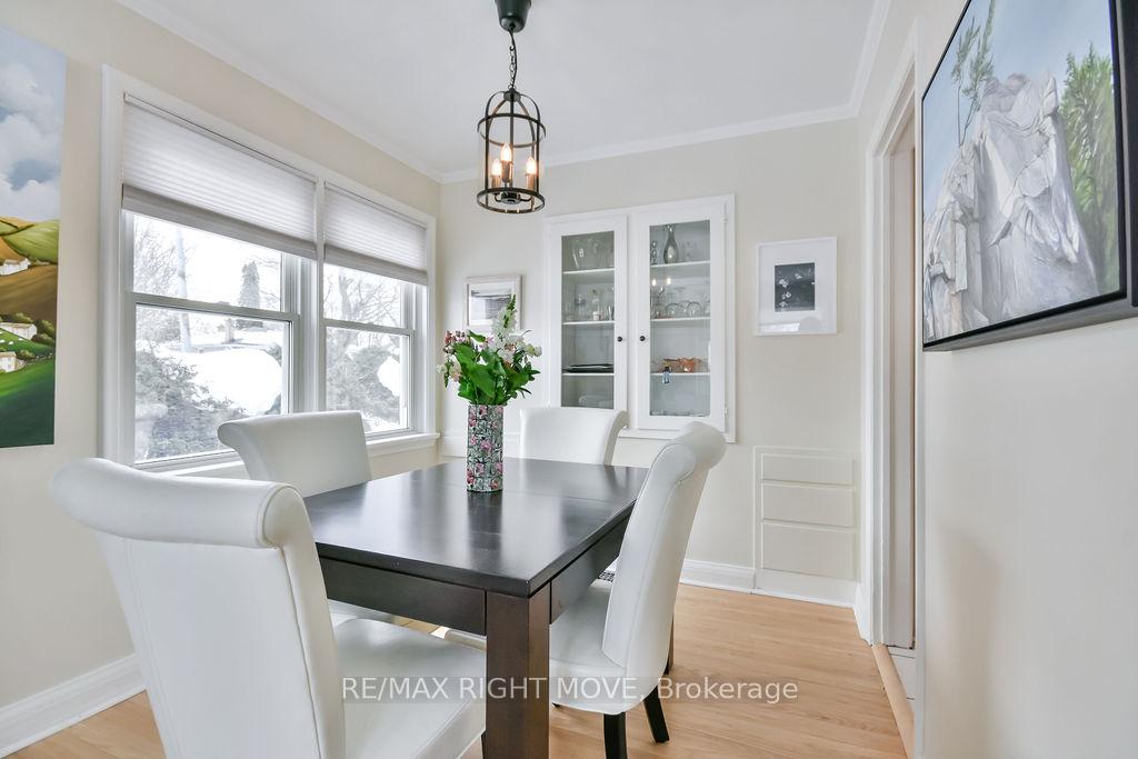 Photo 12 of 46 Dalton Crescent N, Orillia — HOMEH