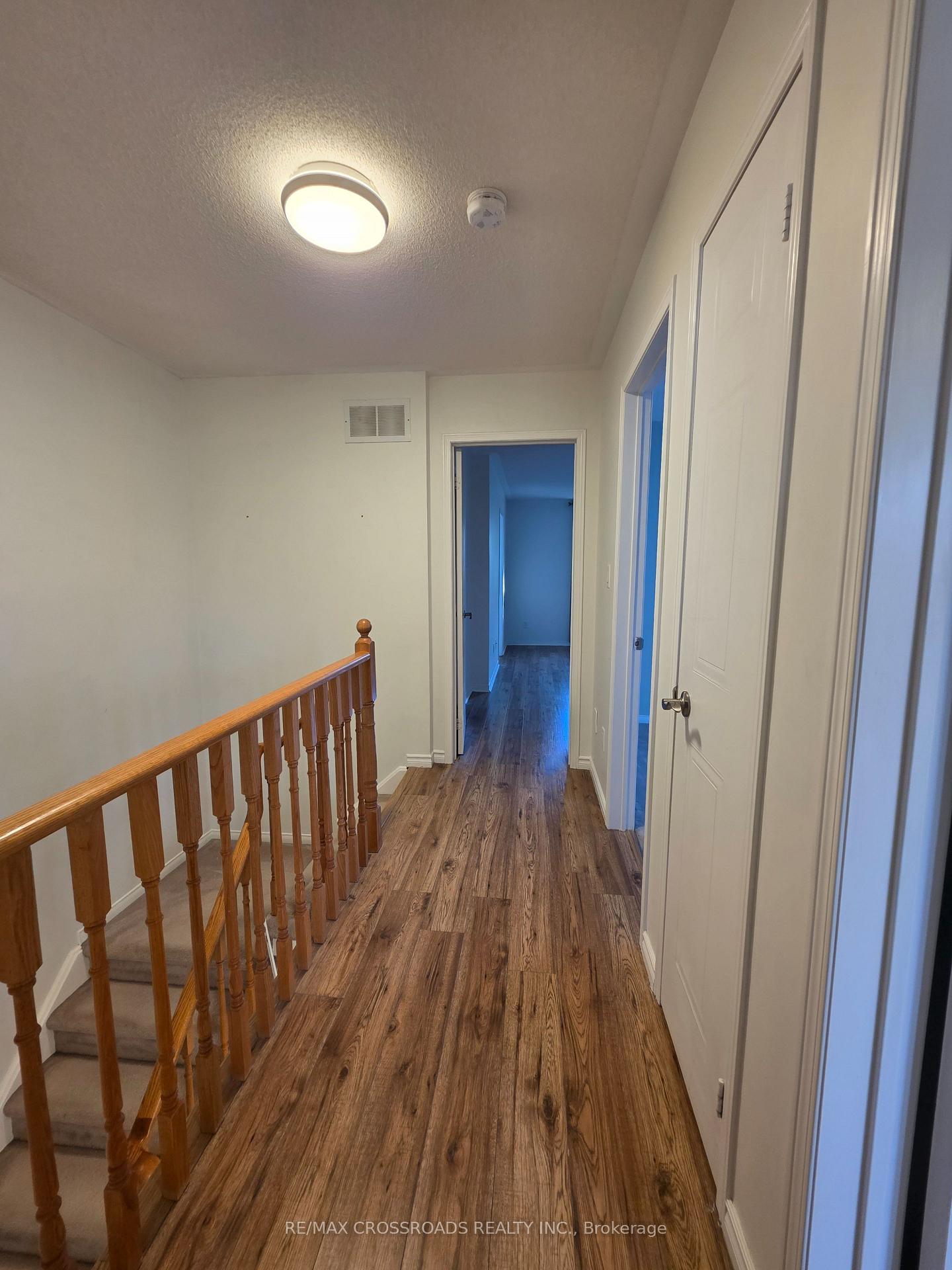 Photo 20 of 1725 Woodgate Trail, Oshawa, Samac — HOMEH