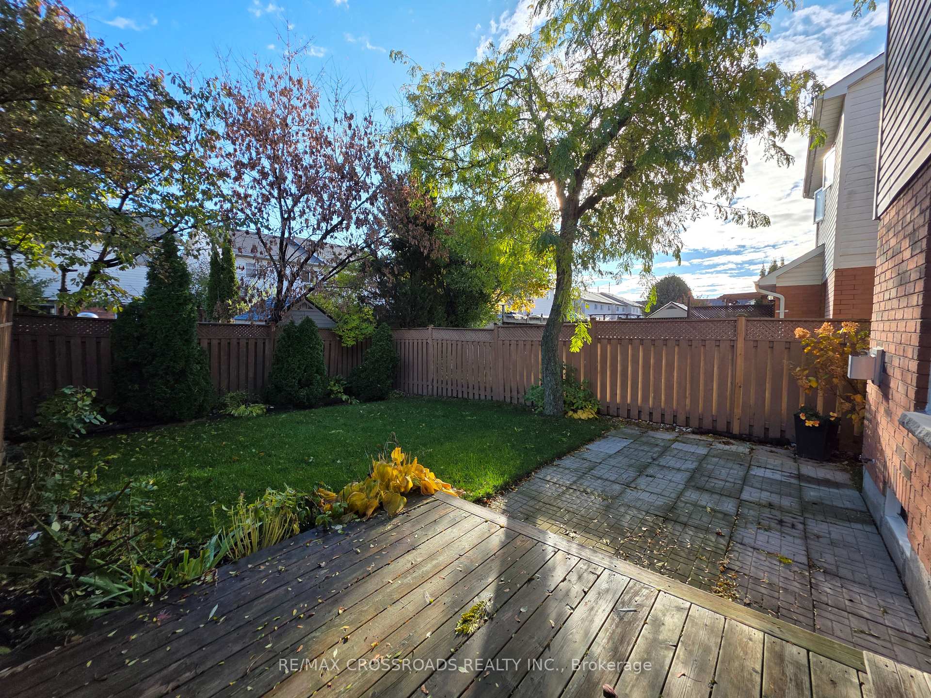 Photo 32 of 1725 Woodgate Trail, Oshawa, Samac — HOMEH