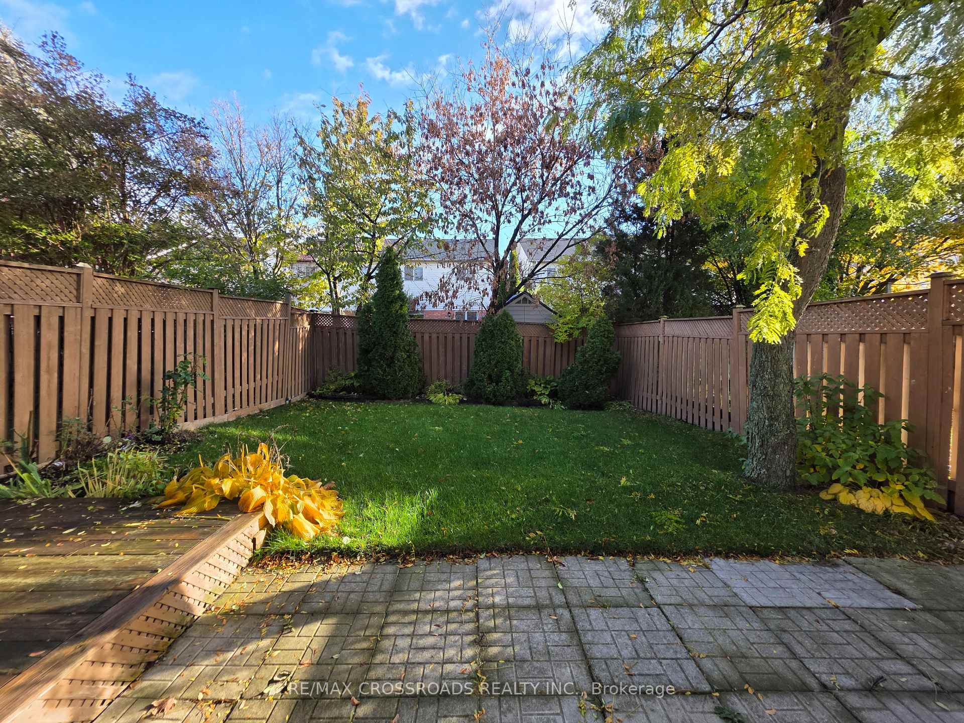 Photo 33 of 1725 Woodgate Trail, Oshawa, Samac — HOMEH
