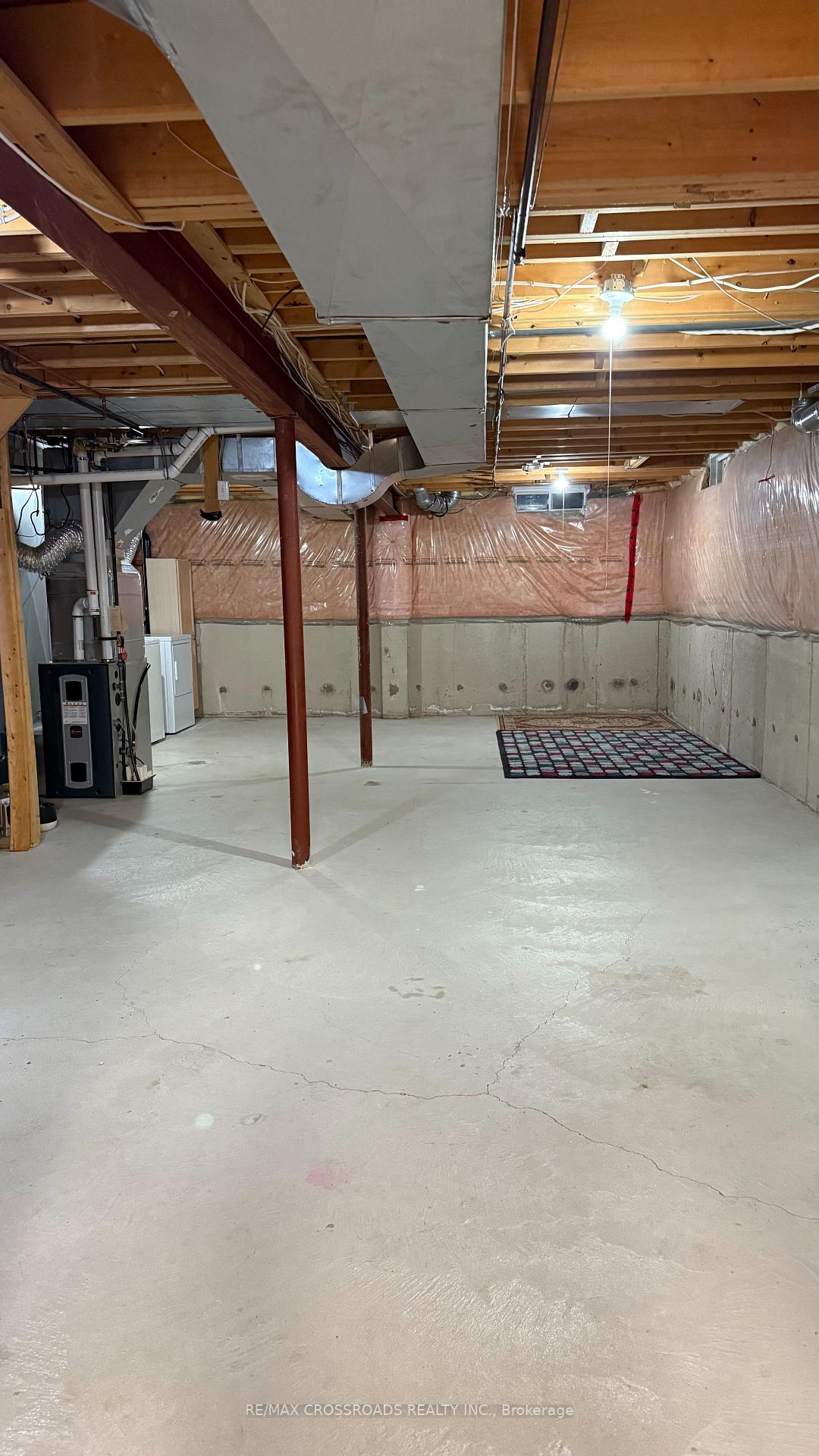 Photo 35 of 1725 Woodgate Trail, Oshawa, Samac — HOMEH