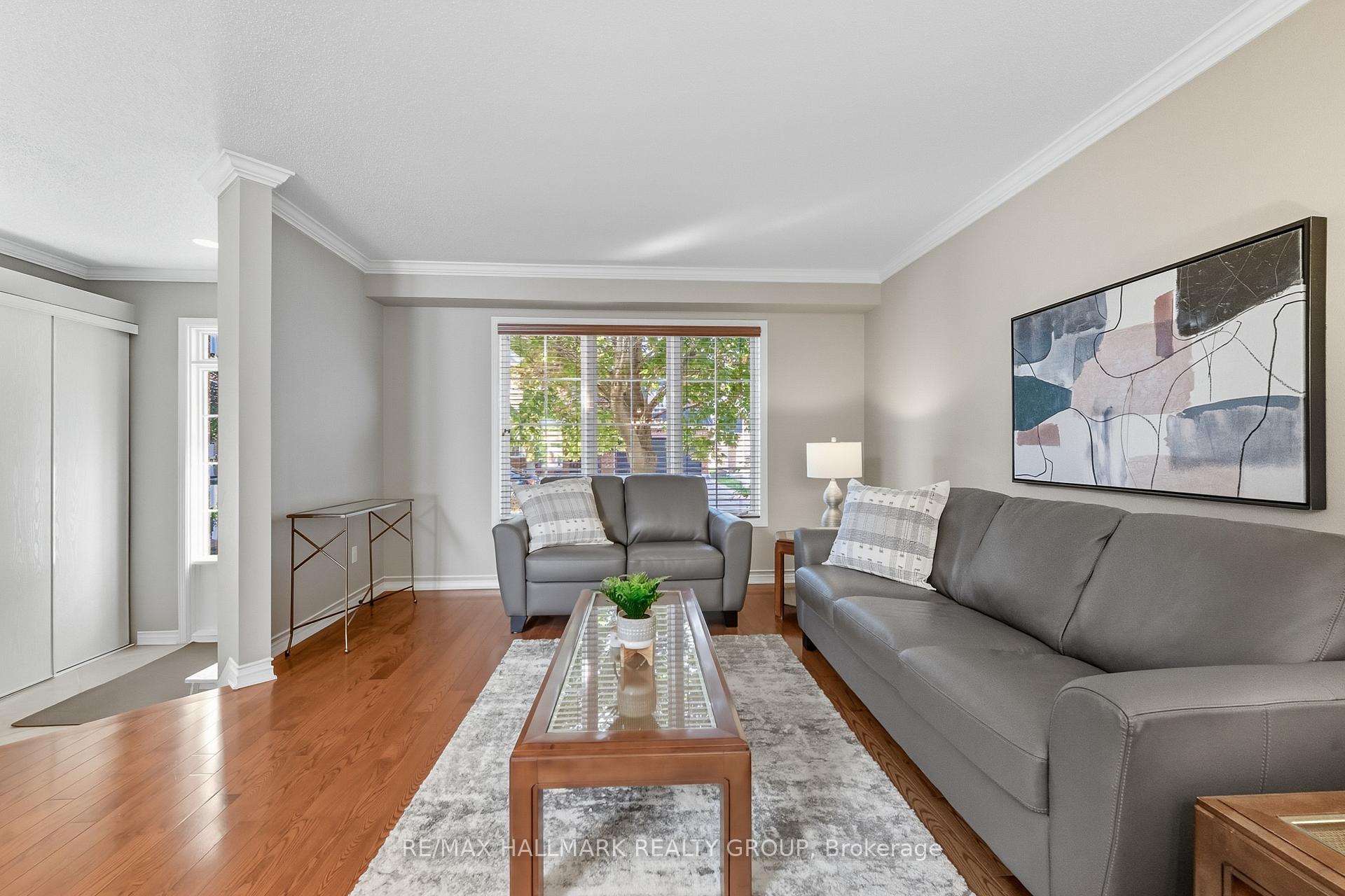 Photo 7 of 2357 Raintree Drive, Ottawa, Chapel Hill South - Orleans Village — HOMEH