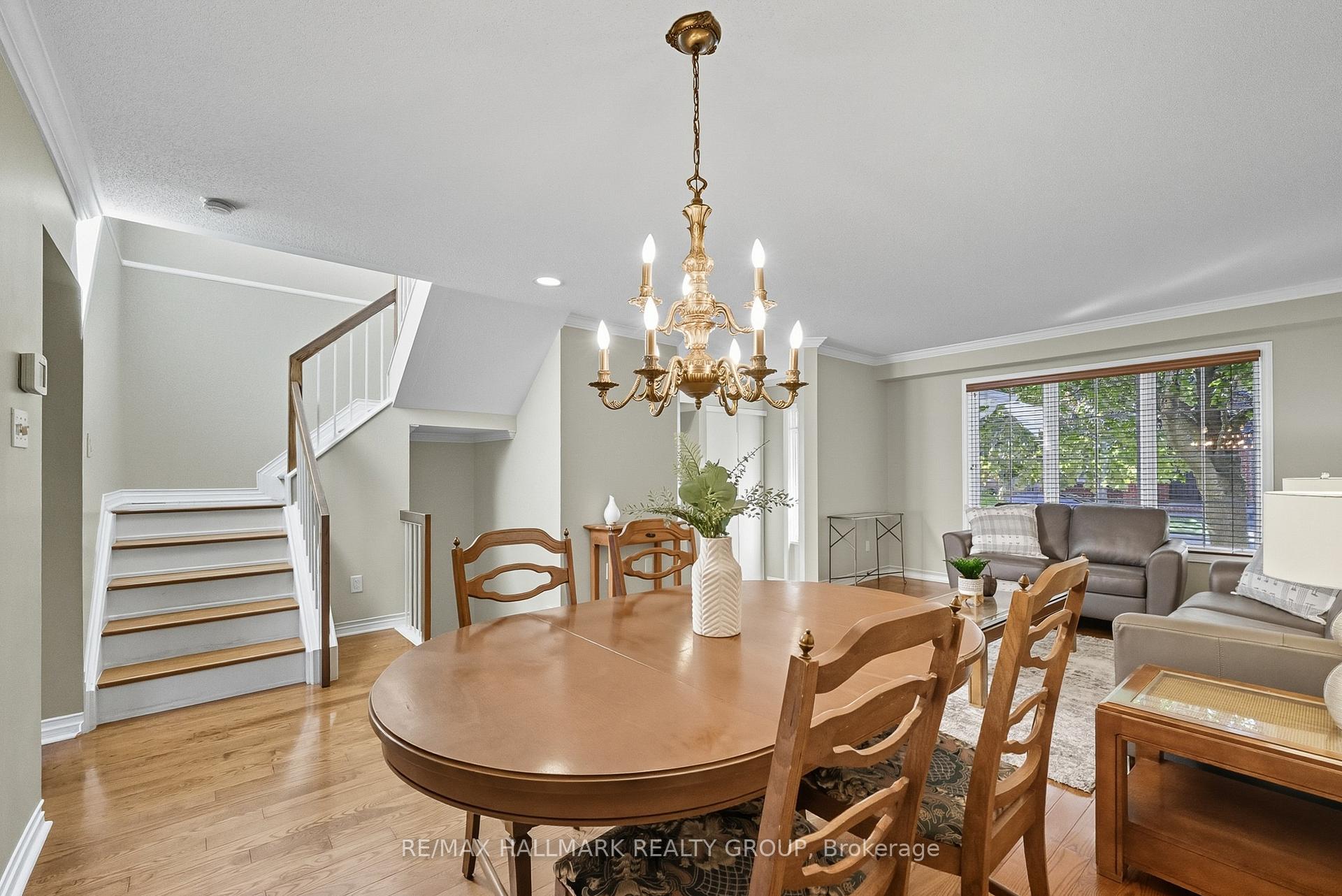 Photo 10 of 2357 Raintree Drive, Ottawa, Chapel Hill South - Orleans Village — HOMEH