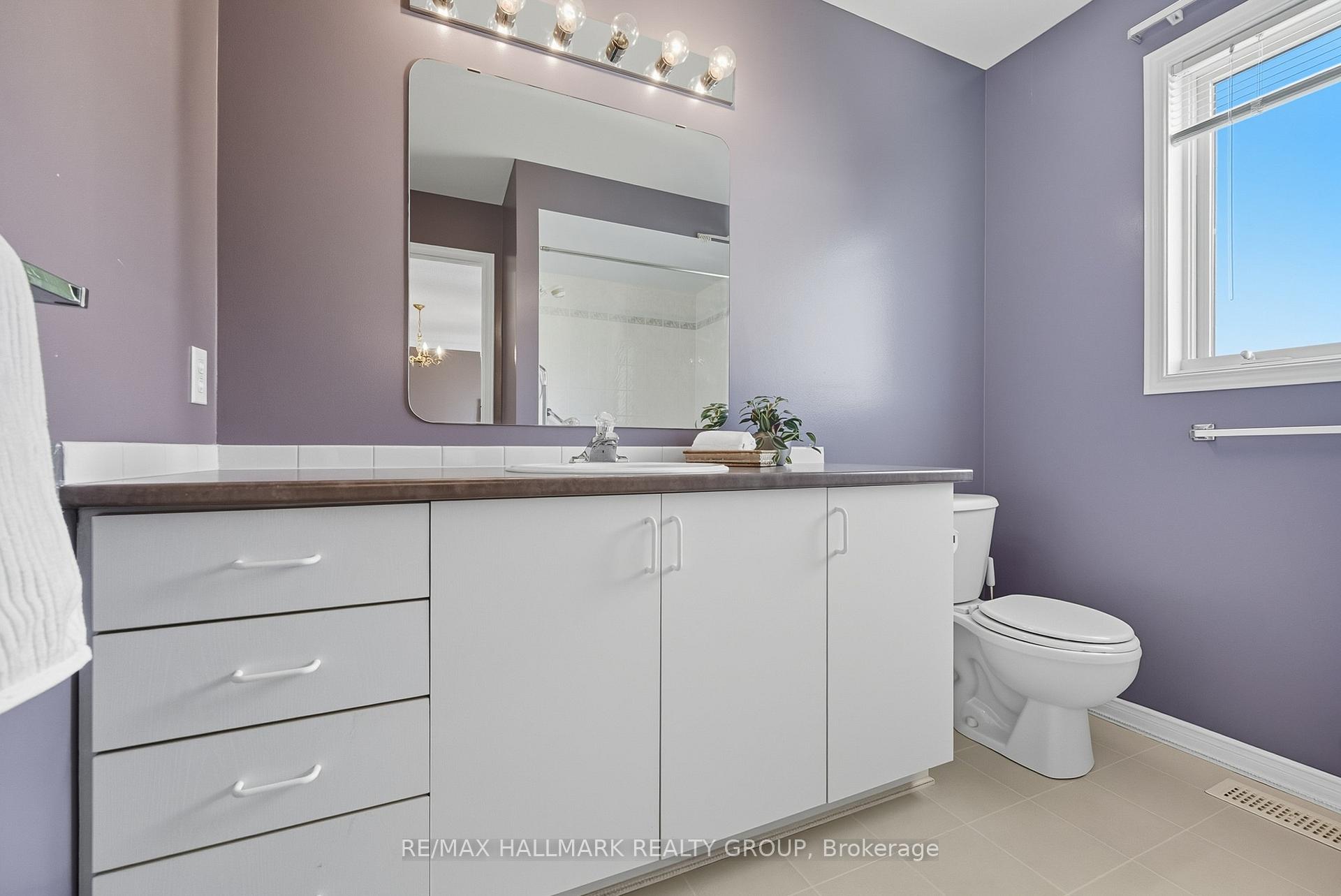 Photo 18 of 2357 Raintree Drive, Ottawa, Chapel Hill South - Orleans Village — HOMEH