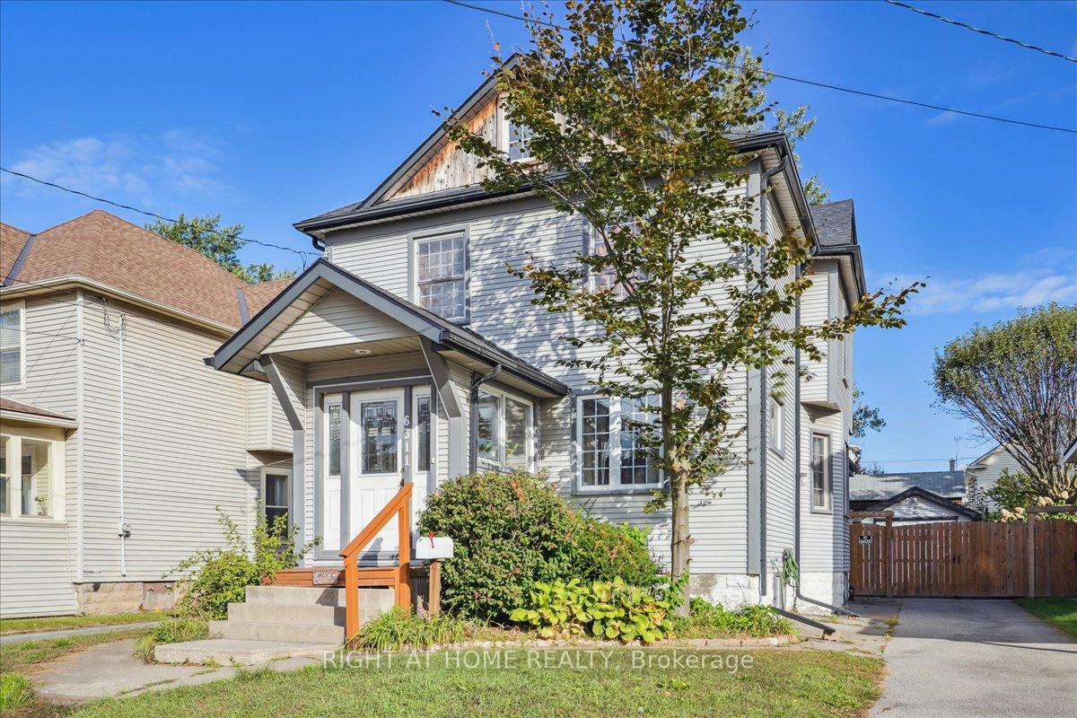 Photo 2 of 6311 Barker Street, Niagara Falls, Dorchester — HOMEH