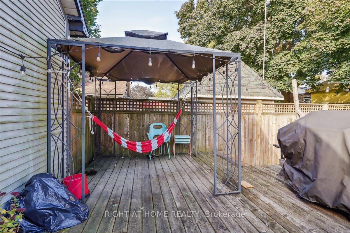 Photo 26 of 6311 Barker Street, Niagara Falls, Dorchester — HOMEH