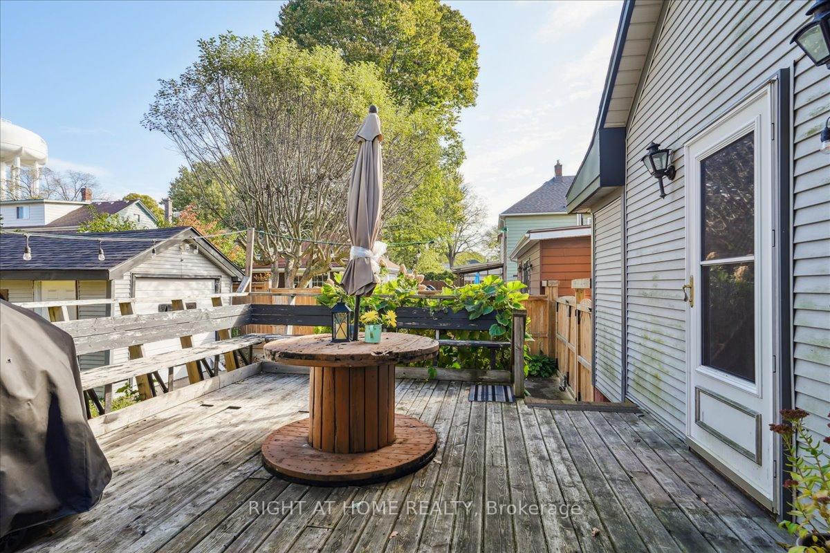 Photo 28 of 6311 Barker Street, Niagara Falls, Dorchester — HOMEH