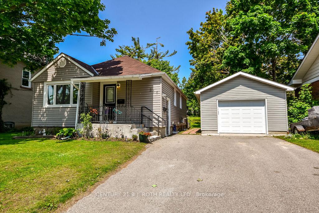 Front of 316 Nottawasaga Street