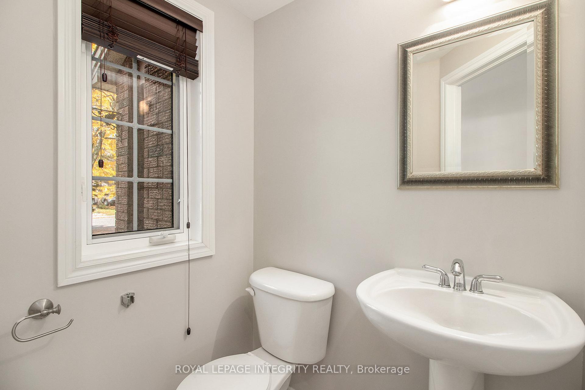 Photo 4 of 2080 Melette Crescent, Ottawa, Avalon East — HOMEH