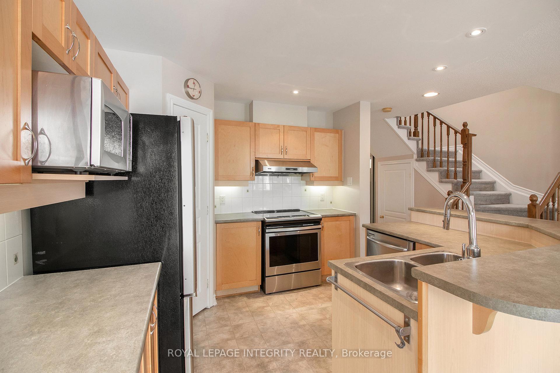 Photo 13 of 2080 Melette Crescent, Ottawa, Avalon East — HOMEH