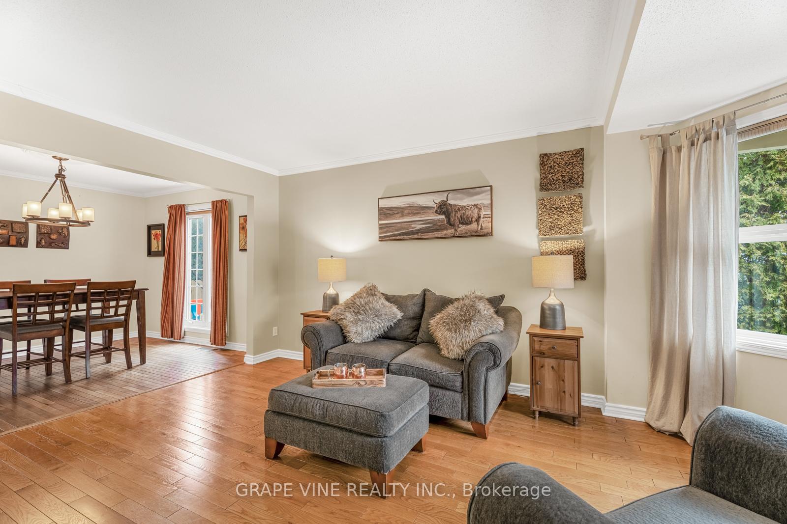 Photo 13 of 1651 Westport Crescent, Ottawa, Chateauneuf — HOMEH
