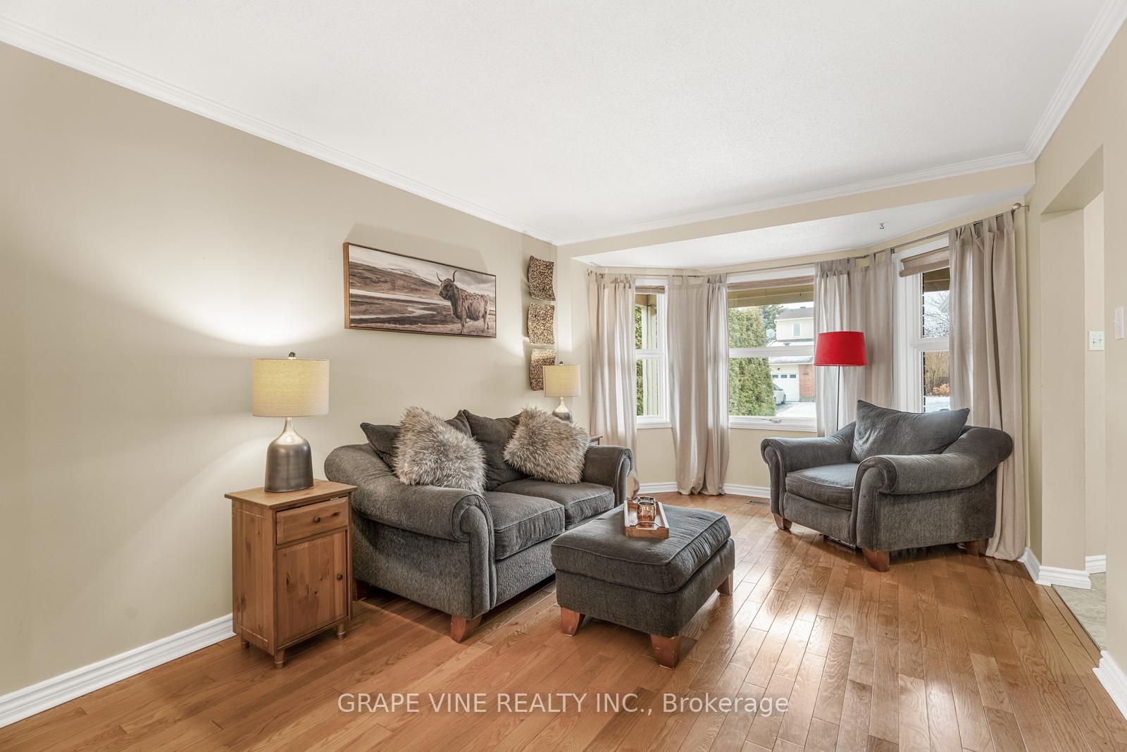 Photo 14 of 1651 Westport Crescent, Ottawa, Chateauneuf — HOMEH