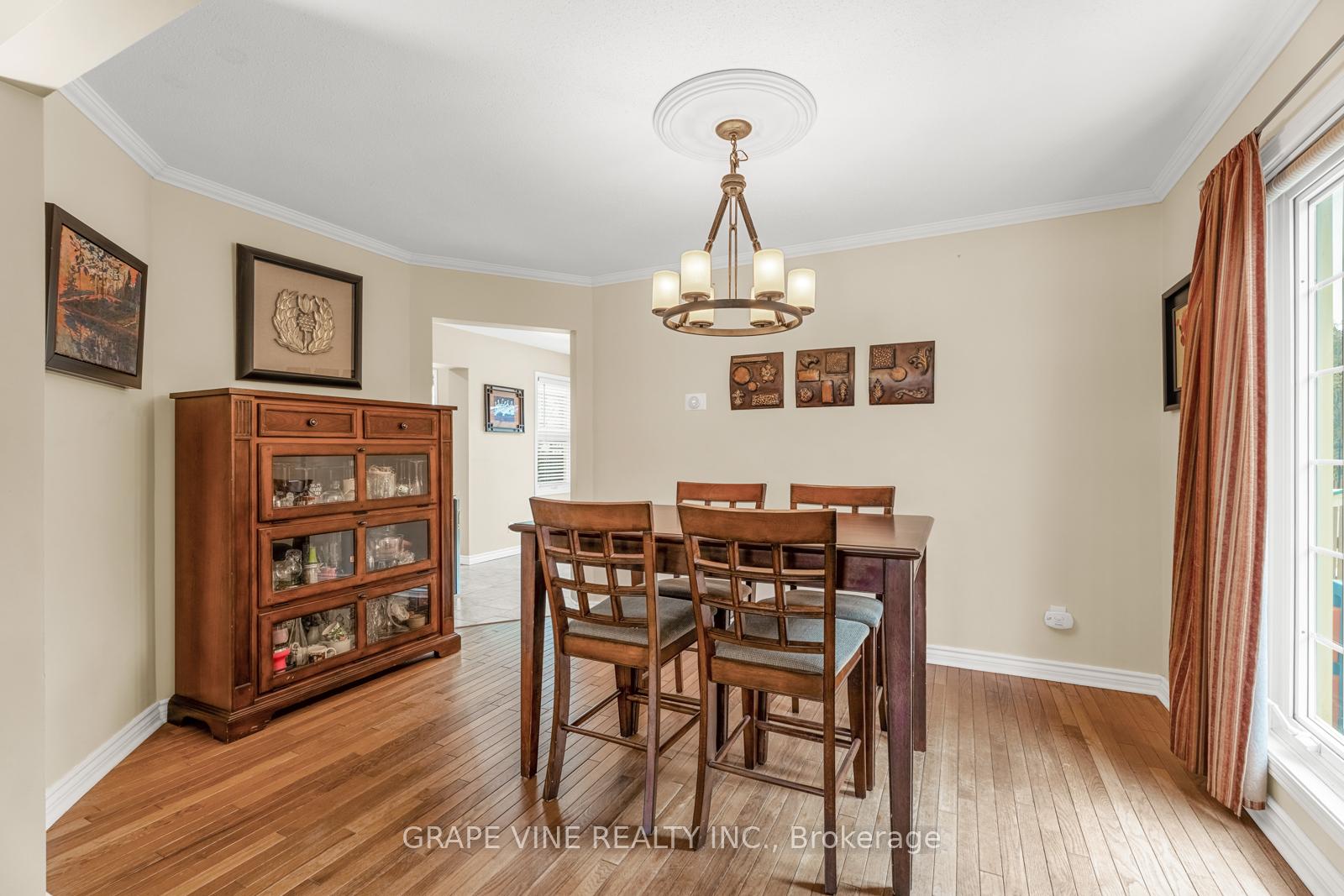 Photo 17 of 1651 Westport Crescent, Ottawa, Chateauneuf — HOMEH