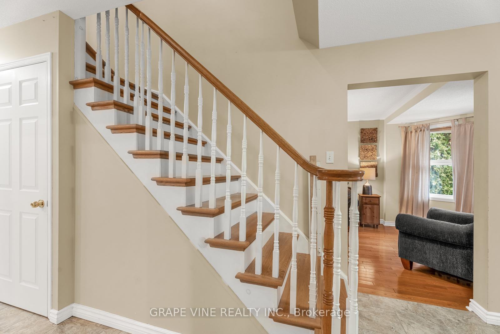 Photo 19 of 1651 Westport Crescent, Ottawa, Chateauneuf — HOMEH